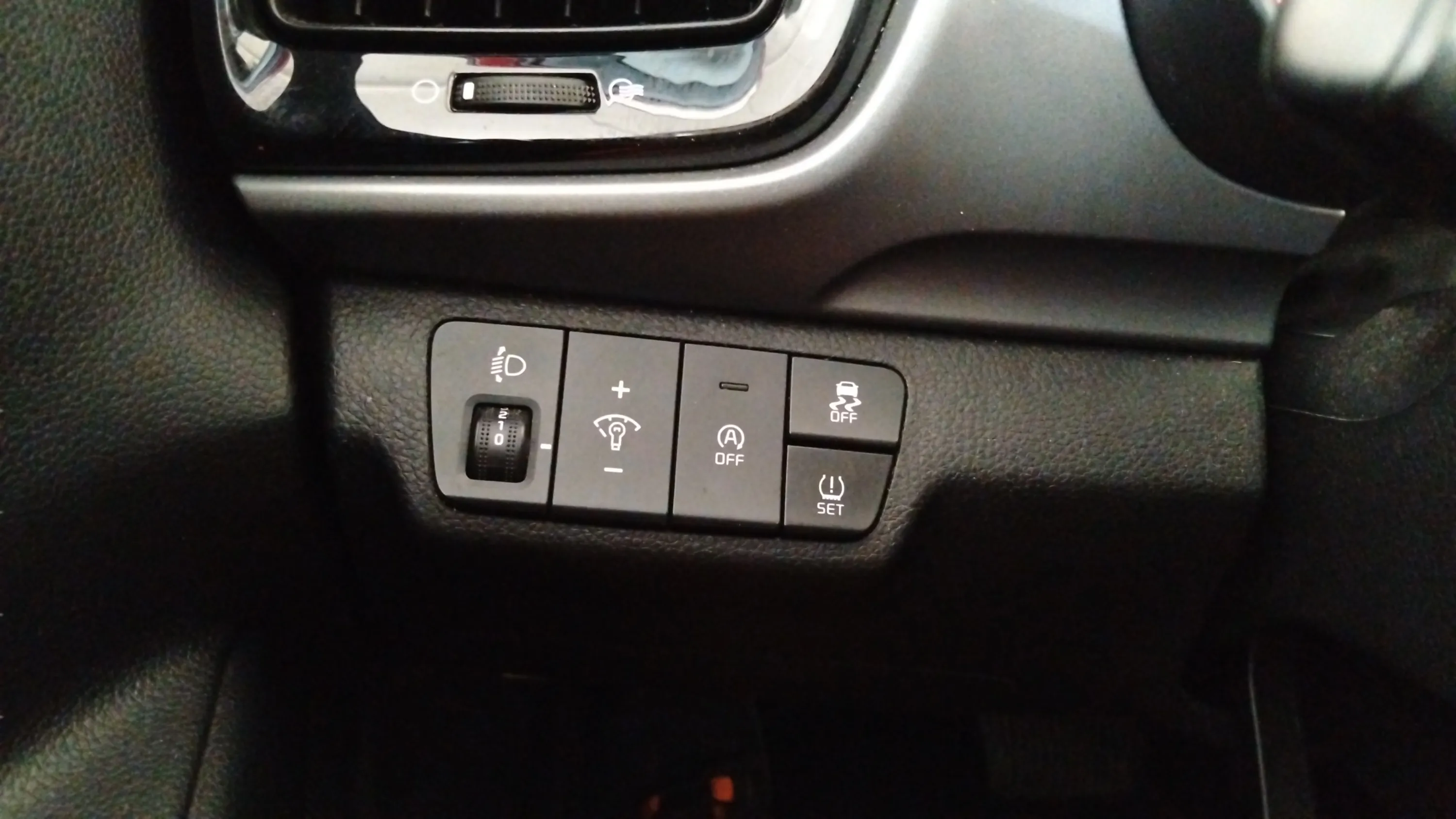 Kia Stonic 1.0 T-GDi MHEV Drive DCT - foto 16