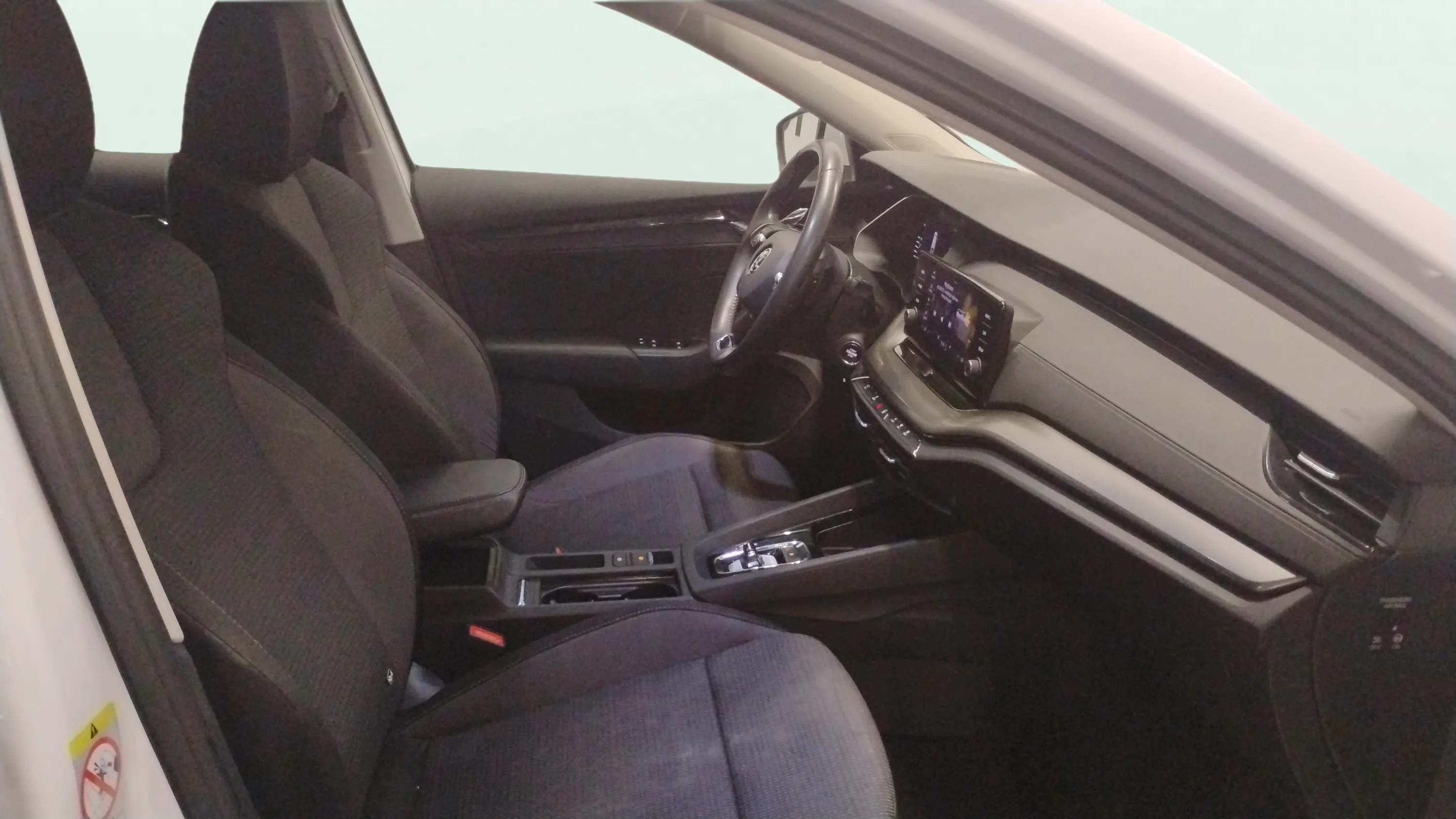 Škoda Octavia Combi 1.0 TSI DSG mHEV Ambi. - foto 11