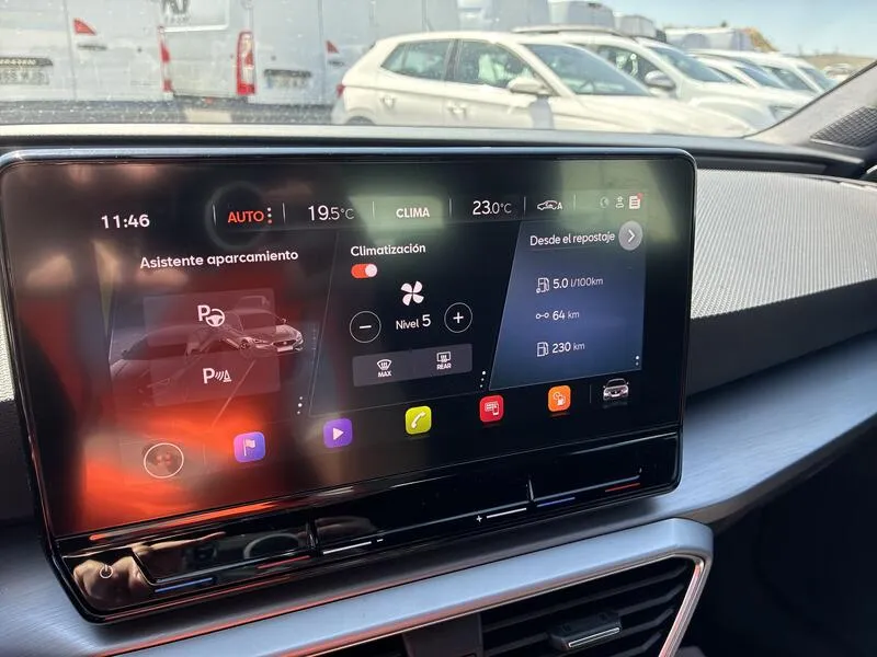 SEAT León 2.0 TDI DSG-7 FR - foto 35