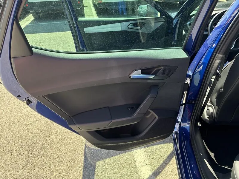SEAT León 2.0 TDI DSG-7 FR - foto 26
