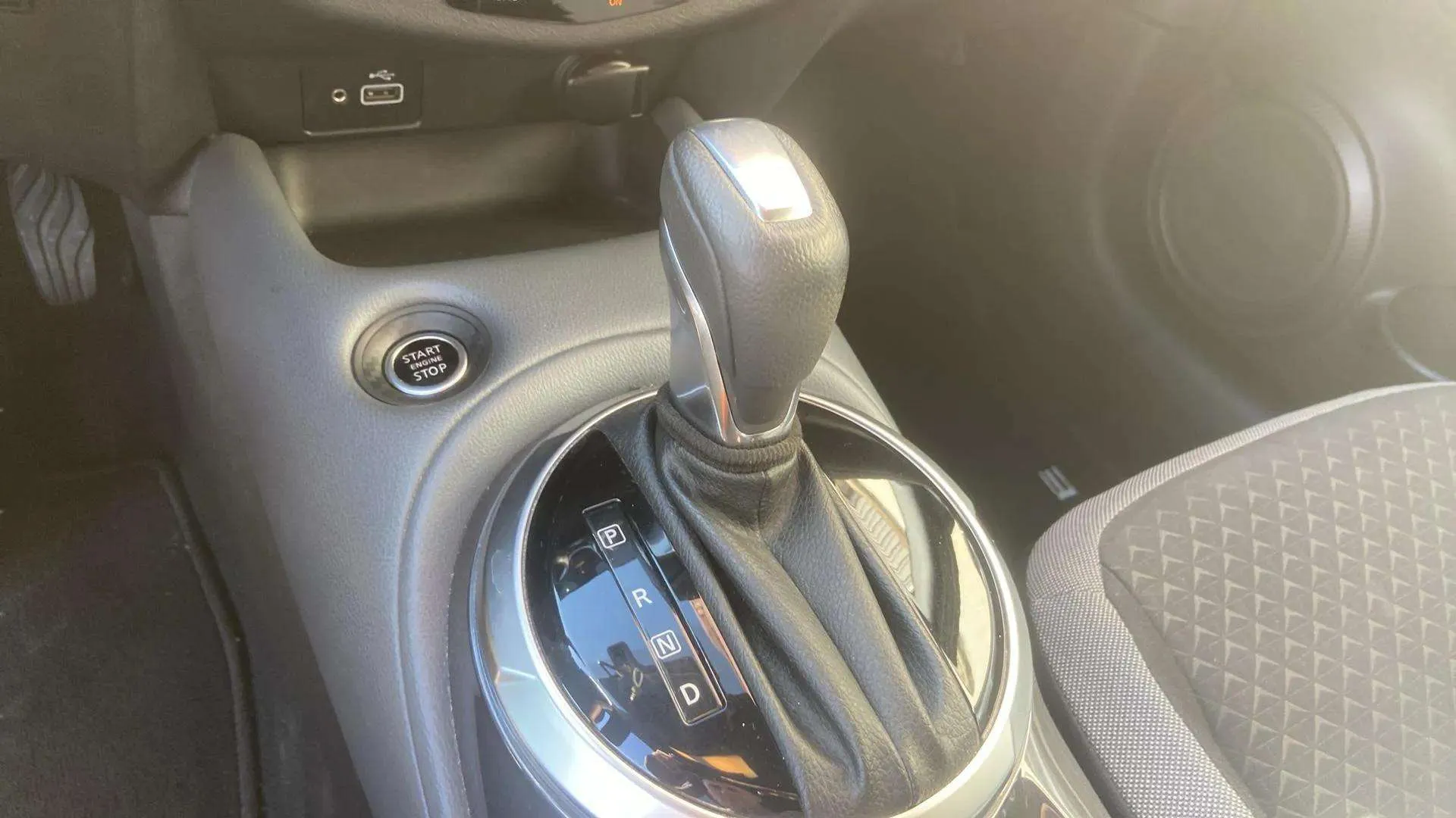 Nissan Juke DIG-T DCT N-Connecta - foto 19