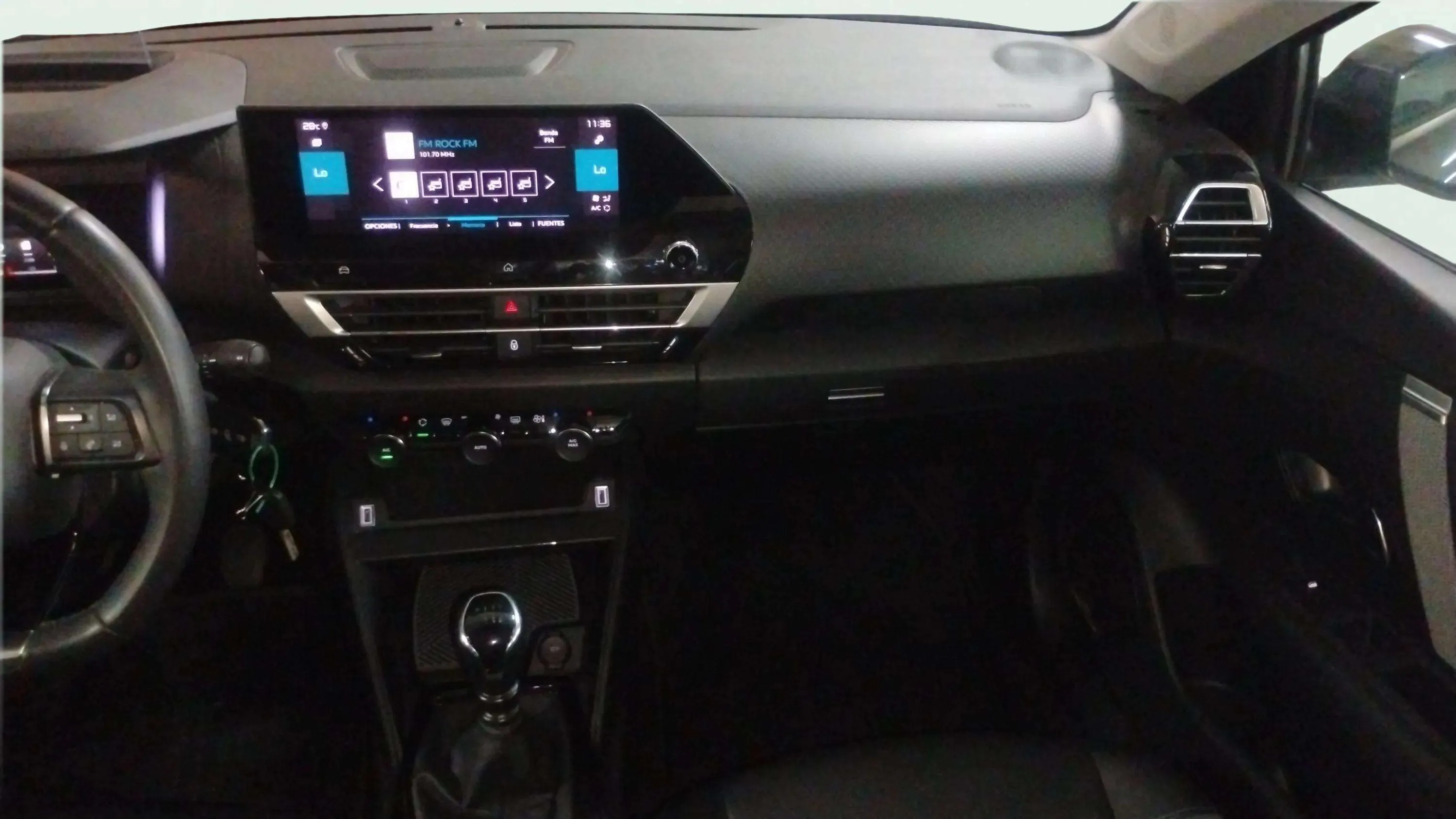 Citroën C4 BlueHDi 130 EAT8 Feel Pack - foto 19
