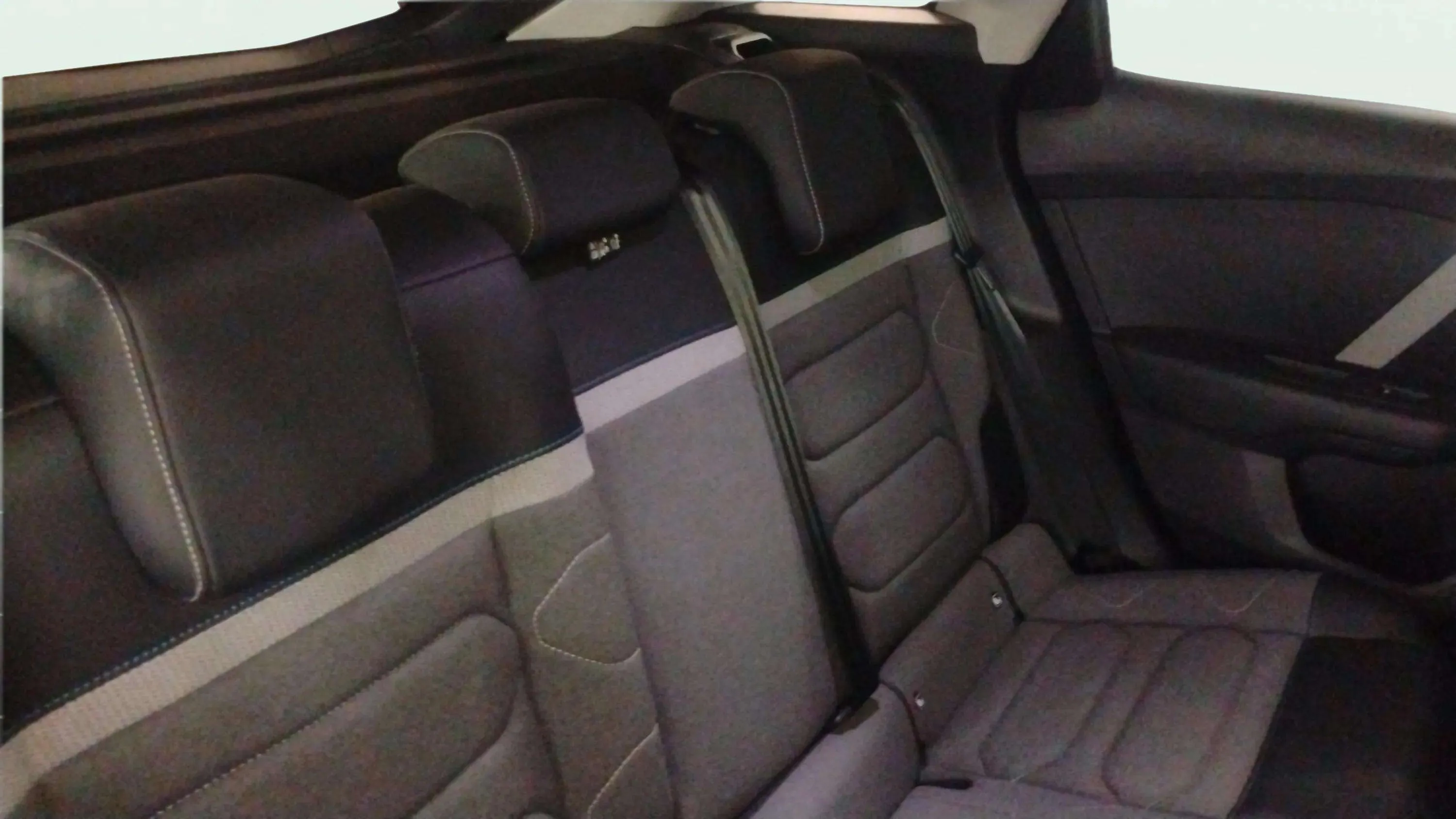 Citroën C4 BlueHDi 130 EAT8 Feel Pack - foto 17