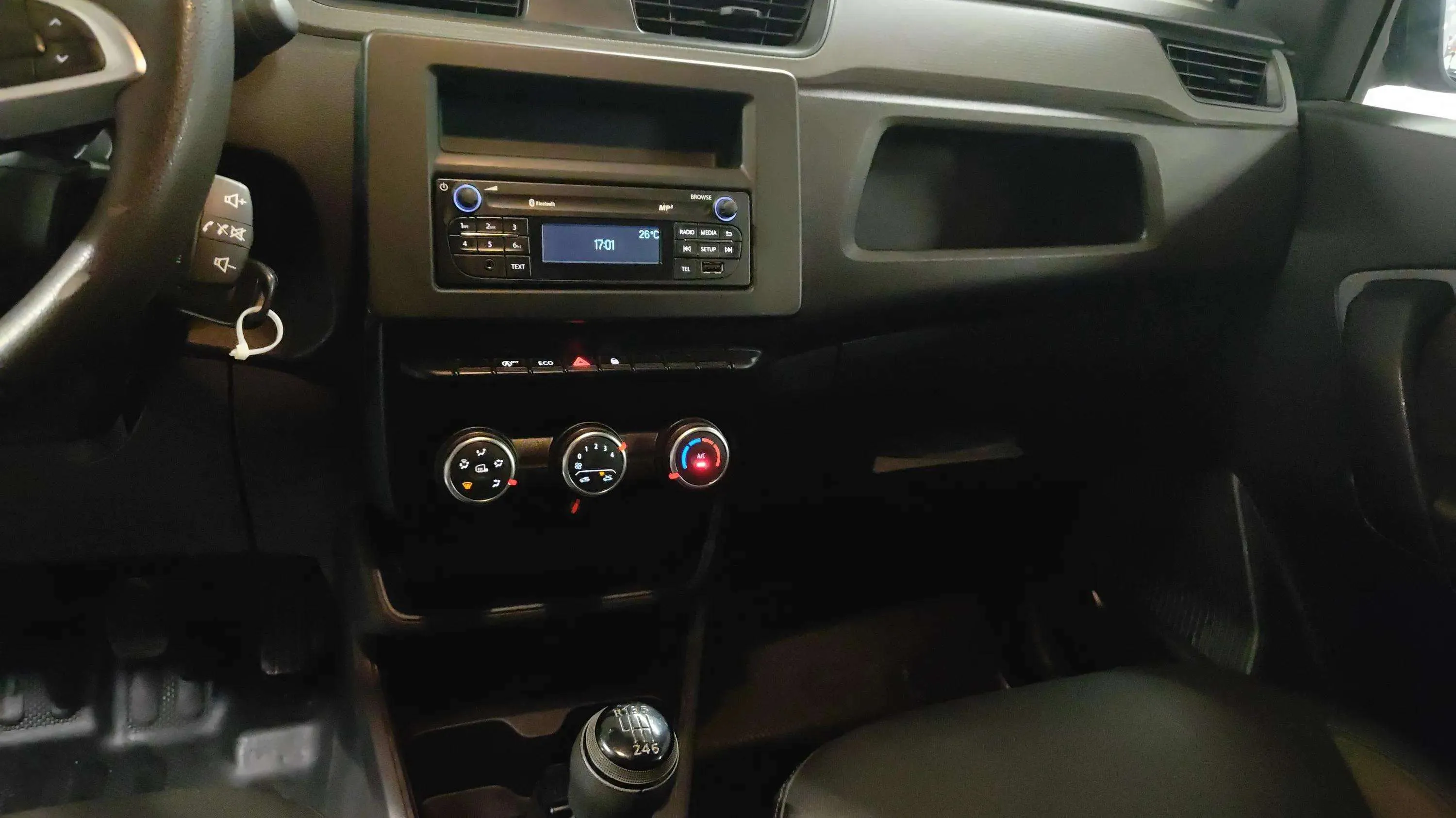 Renault Express Advance 1.5 Blue dCi 95 - foto 9