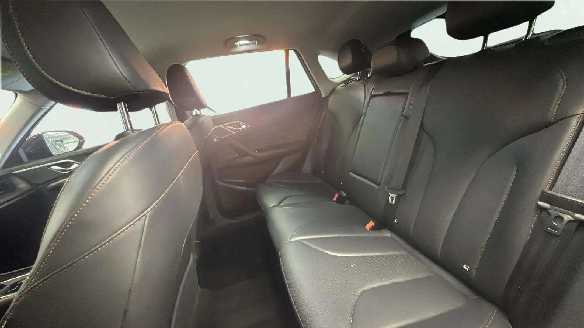 MG HS 1.5 Turbo GDI Luxury DCT - foto 16