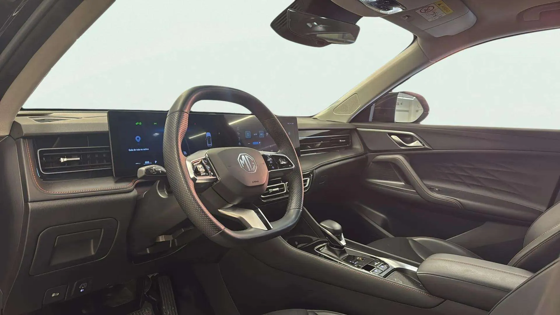 MG HS 1.5 Turbo GDI Luxury DCT - foto 11