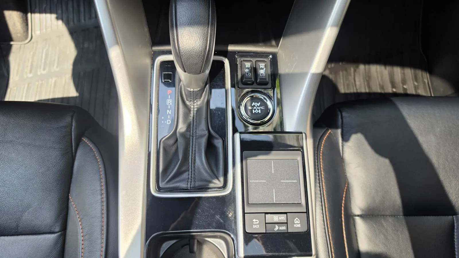 Mitsubishi Eclipse Cross 150T Kaiteki CVT 4WD - foto 13