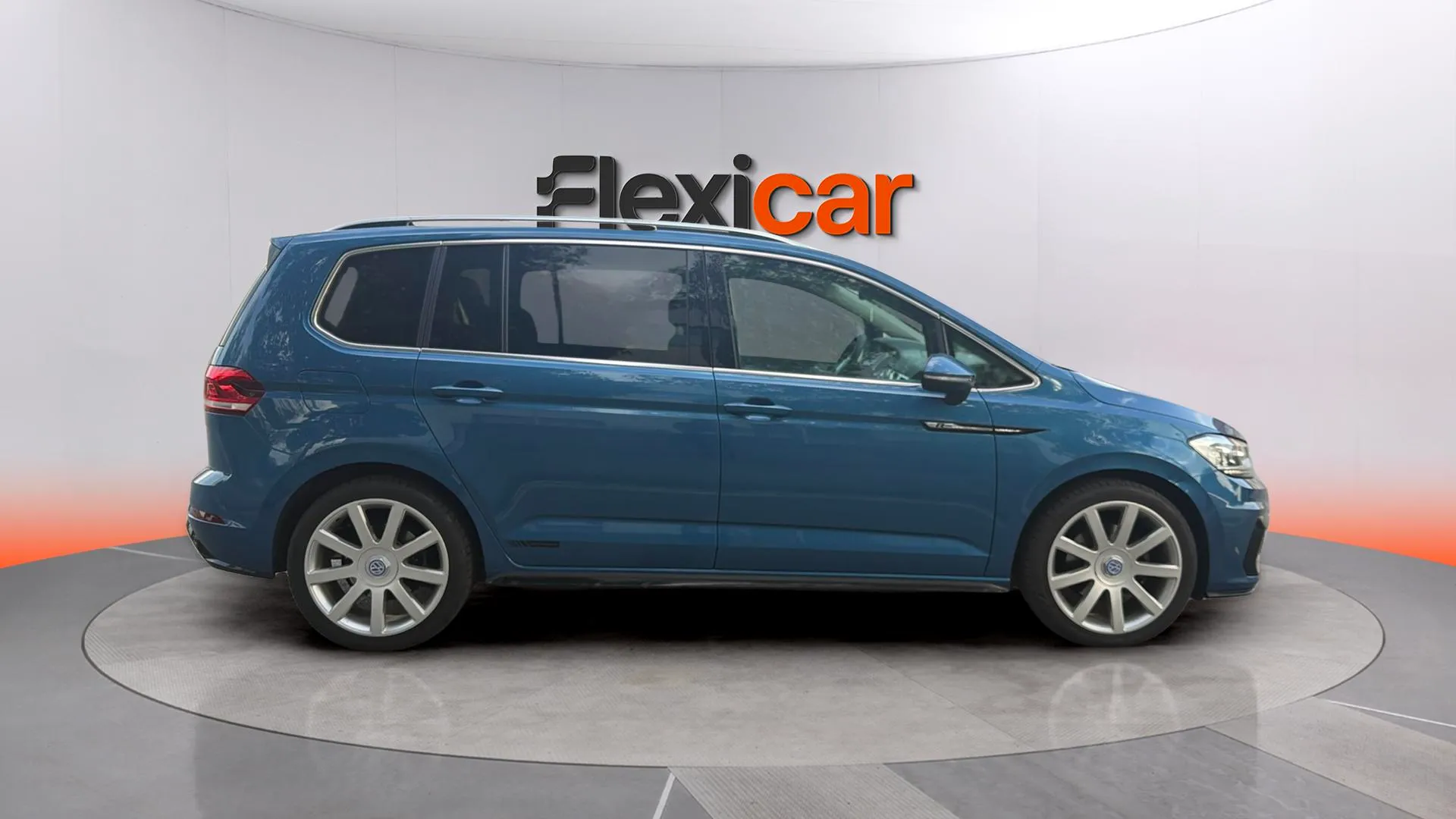 Volkswagen Touran Sport 1.8 TSI BMT DSG - foto 6