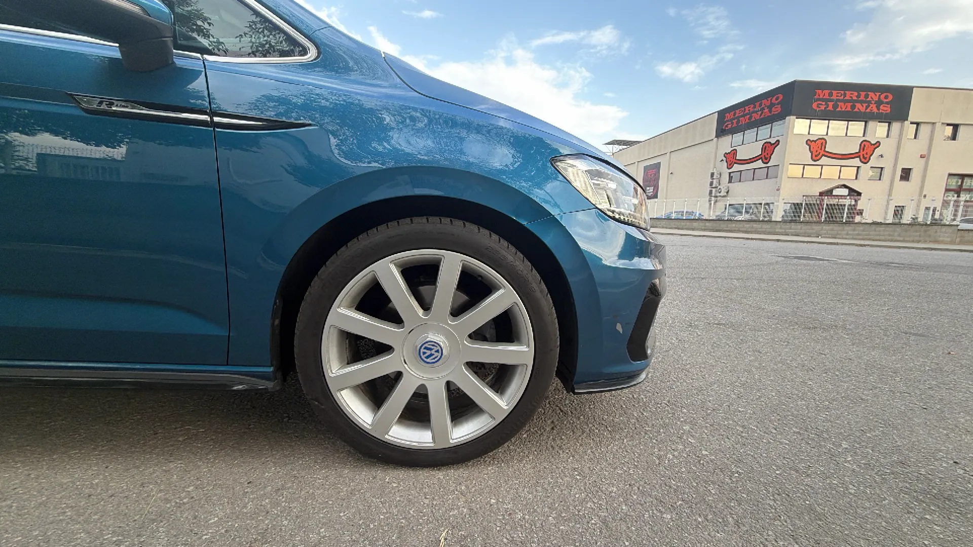 Volkswagen Touran Sport 1.8 TSI BMT DSG - foto 17