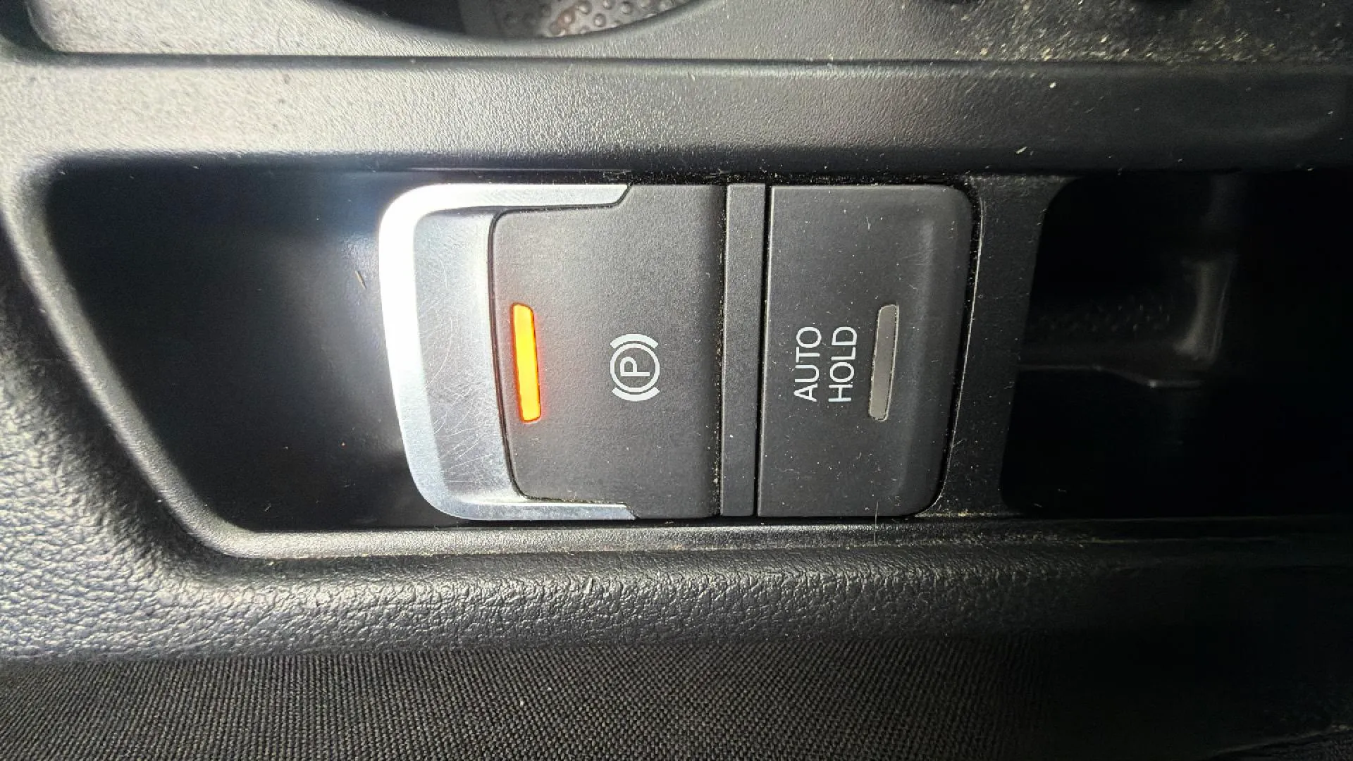 Volkswagen Touran Sport 1.8 TSI BMT DSG - foto 25