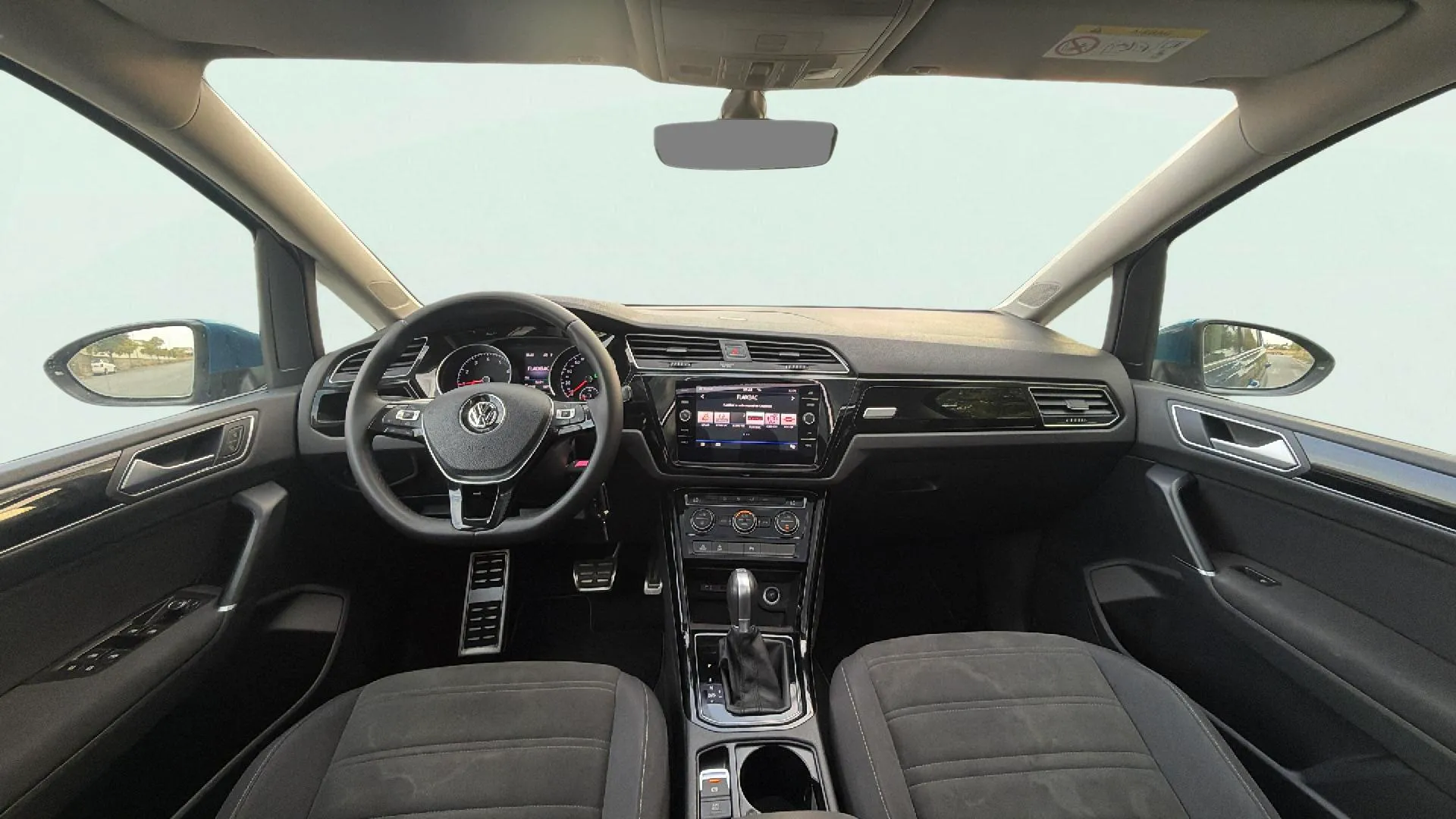 Volkswagen Touran Sport 1.8 TSI BMT DSG - foto 10