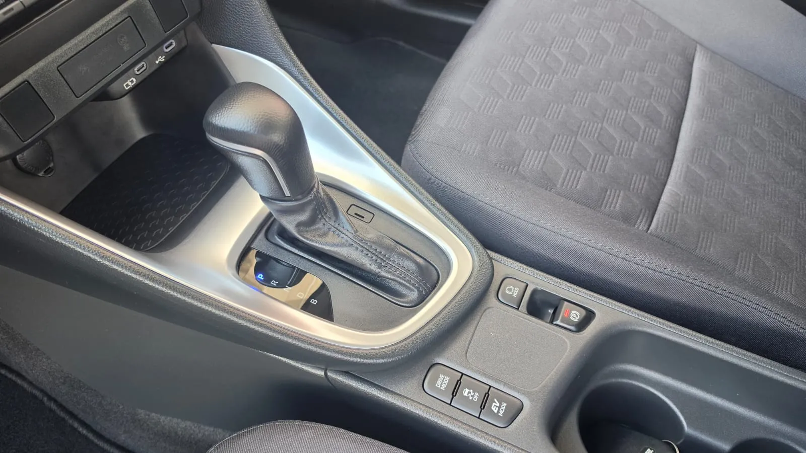 Mazda Mazda2 1.5 CVT Exclusive-line - foto 17