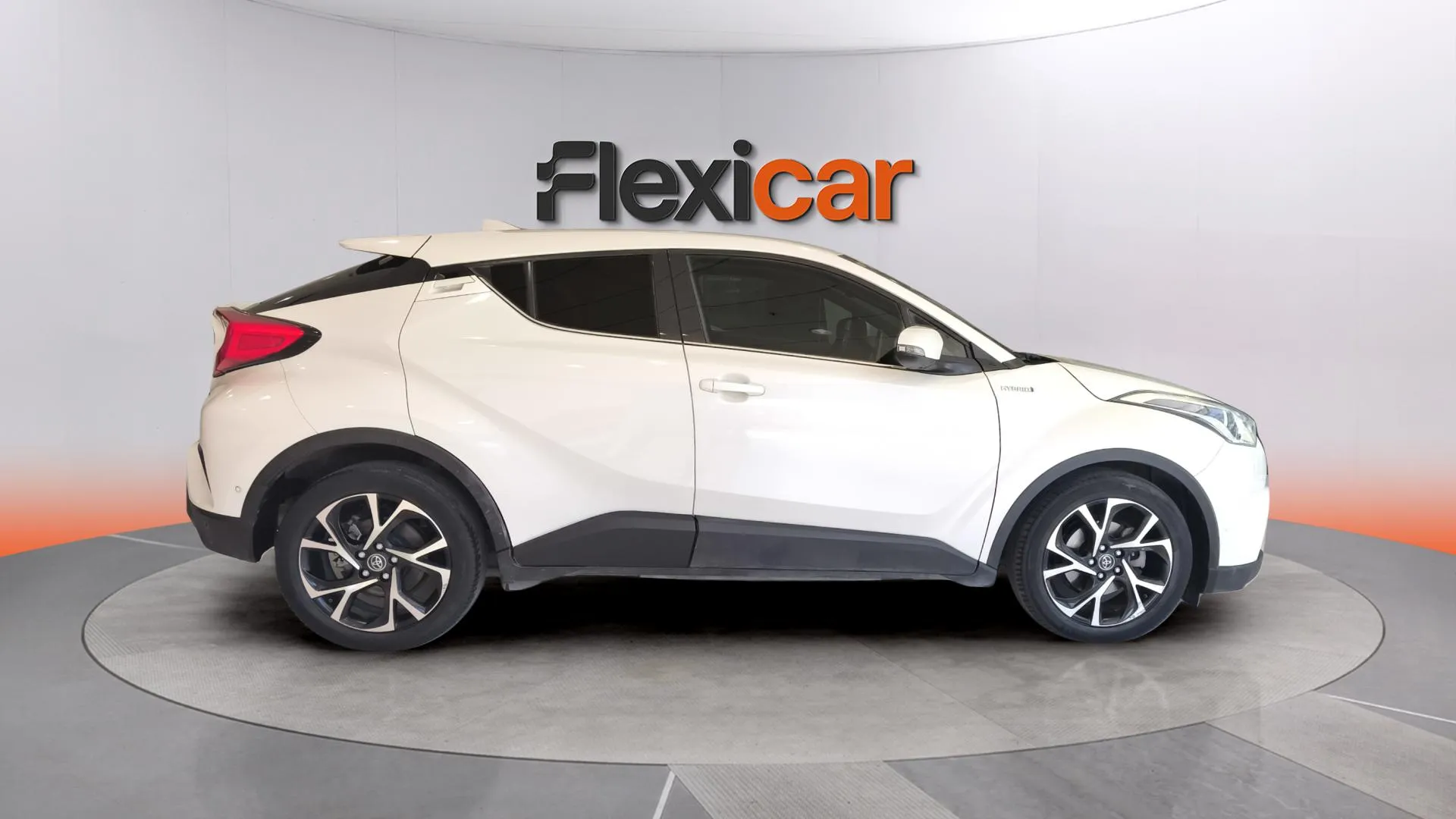 Toyota C-HR 1.8 125H Advance - foto 3