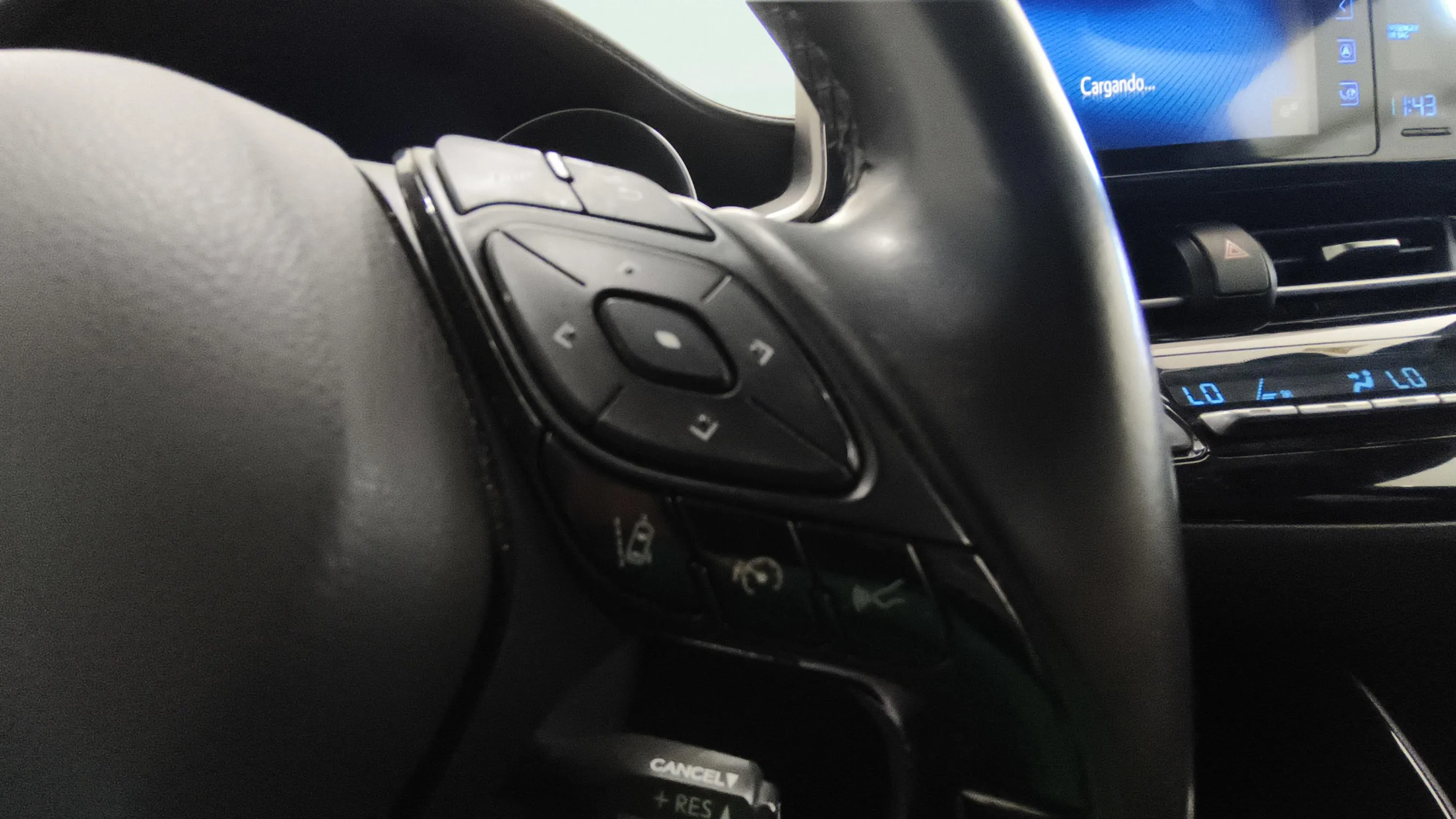 Toyota C-HR 1.8 125H Advance - foto 17