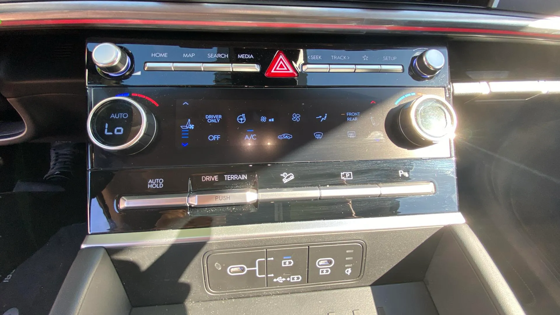 Hyundai Santa Fe HEV 1.6T 4x4 Tecno - foto 21