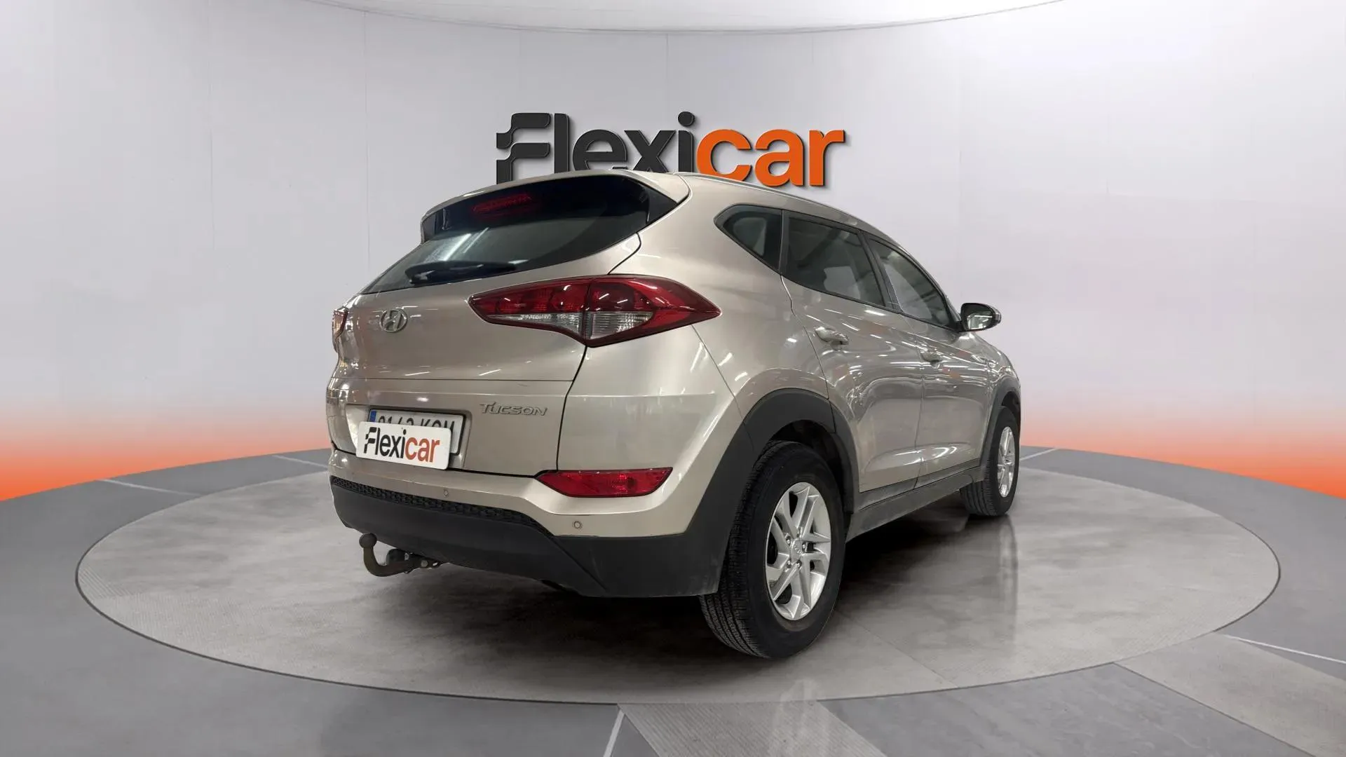 Hyundai Tucson 1.6 GDi BlueDrive Essence 4x2 - foto 6