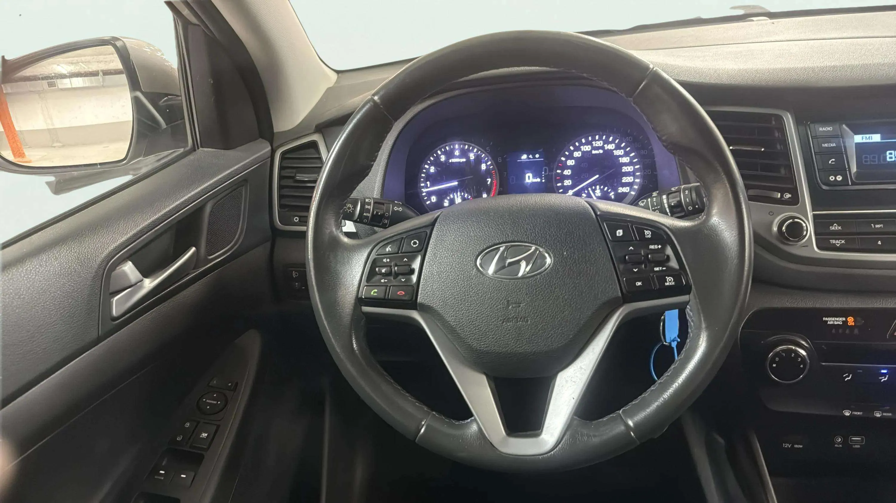 Hyundai Tucson 1.6 GDi BlueDrive Essence 4x2 - foto 11