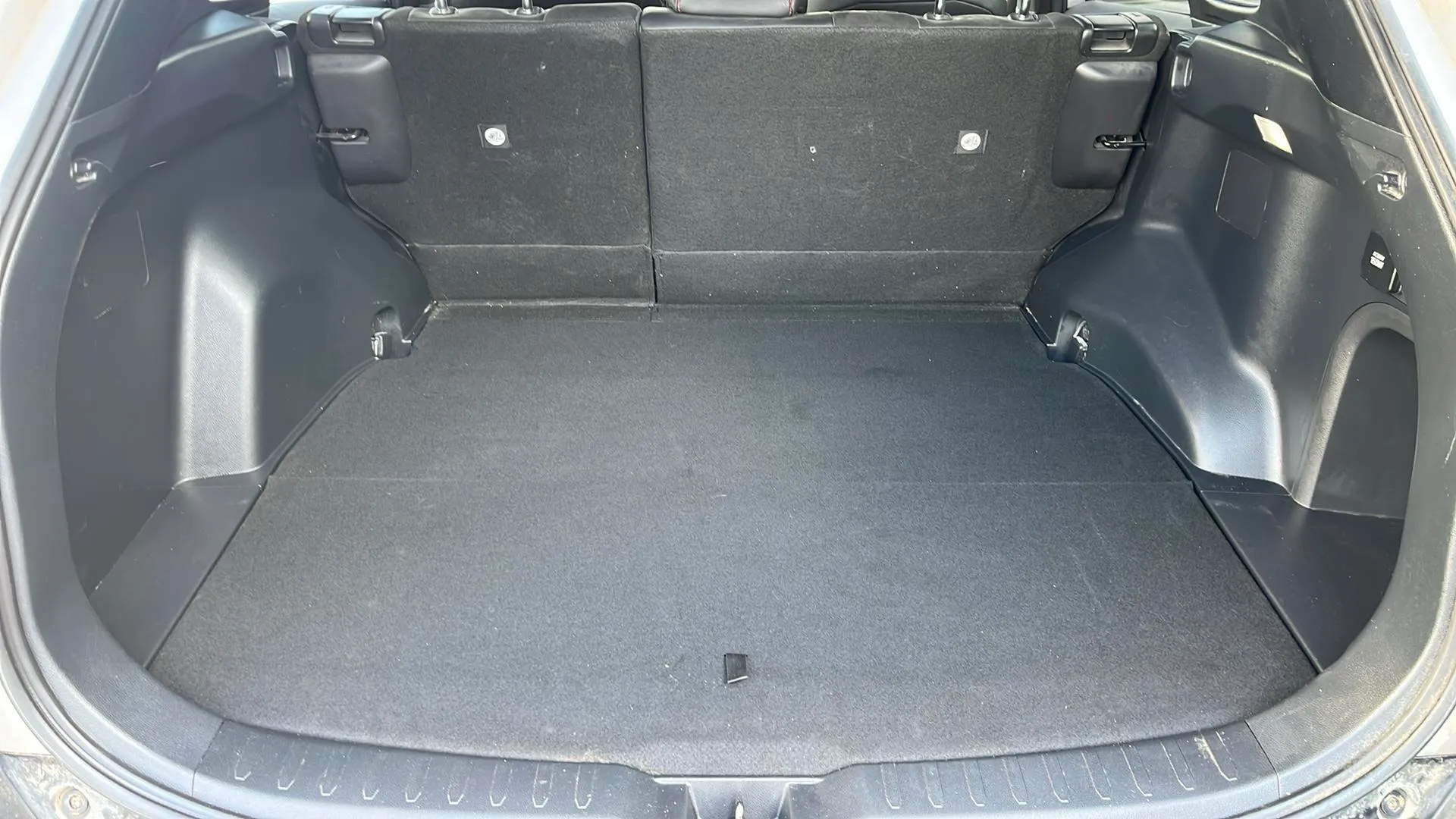 Toyota RAV4 2.5l PLUG-IN 300PH (e-CVT) Advance - foto 10