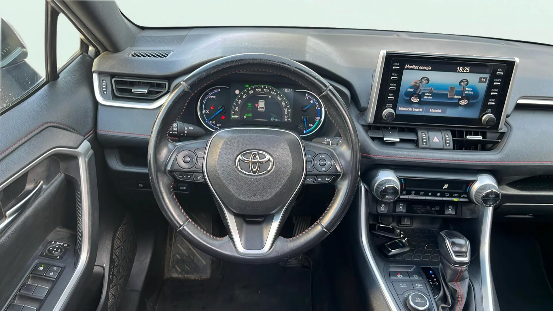 Toyota RAV4 2.5l PLUG-IN 300PH (e-CVT) Advance - foto 14