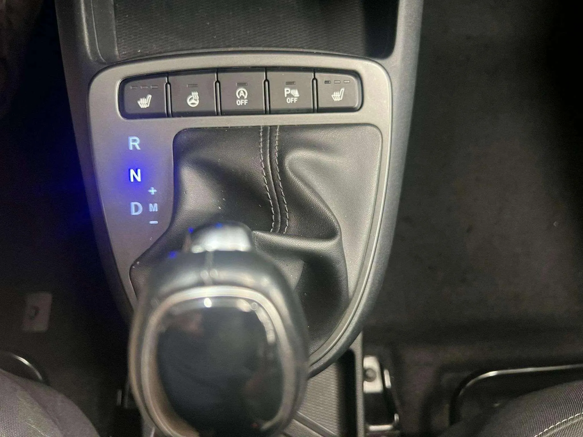 Hyundai i10 1.0 Klass - foto 21