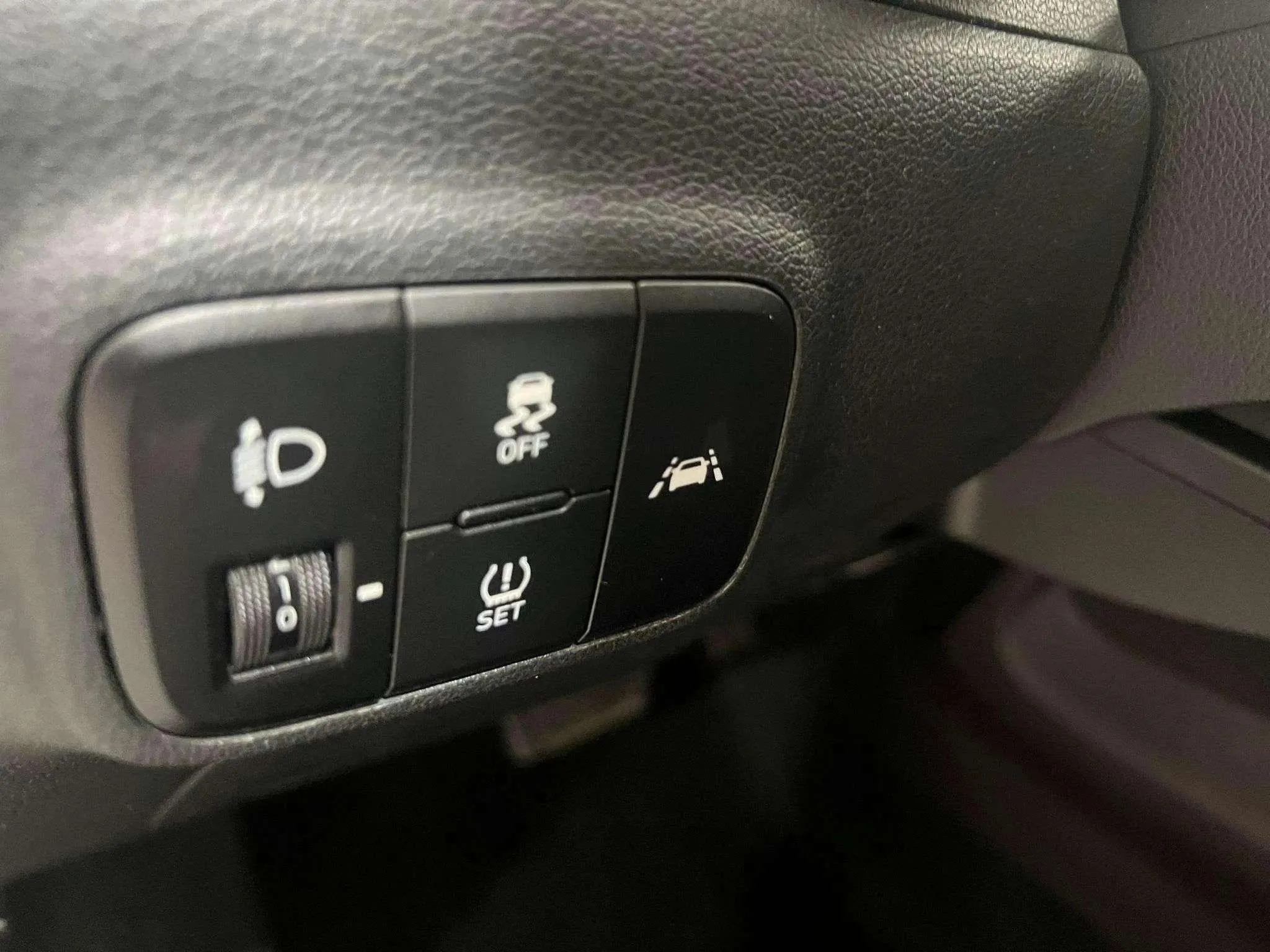 Hyundai i10 1.0 Klass - foto 13
