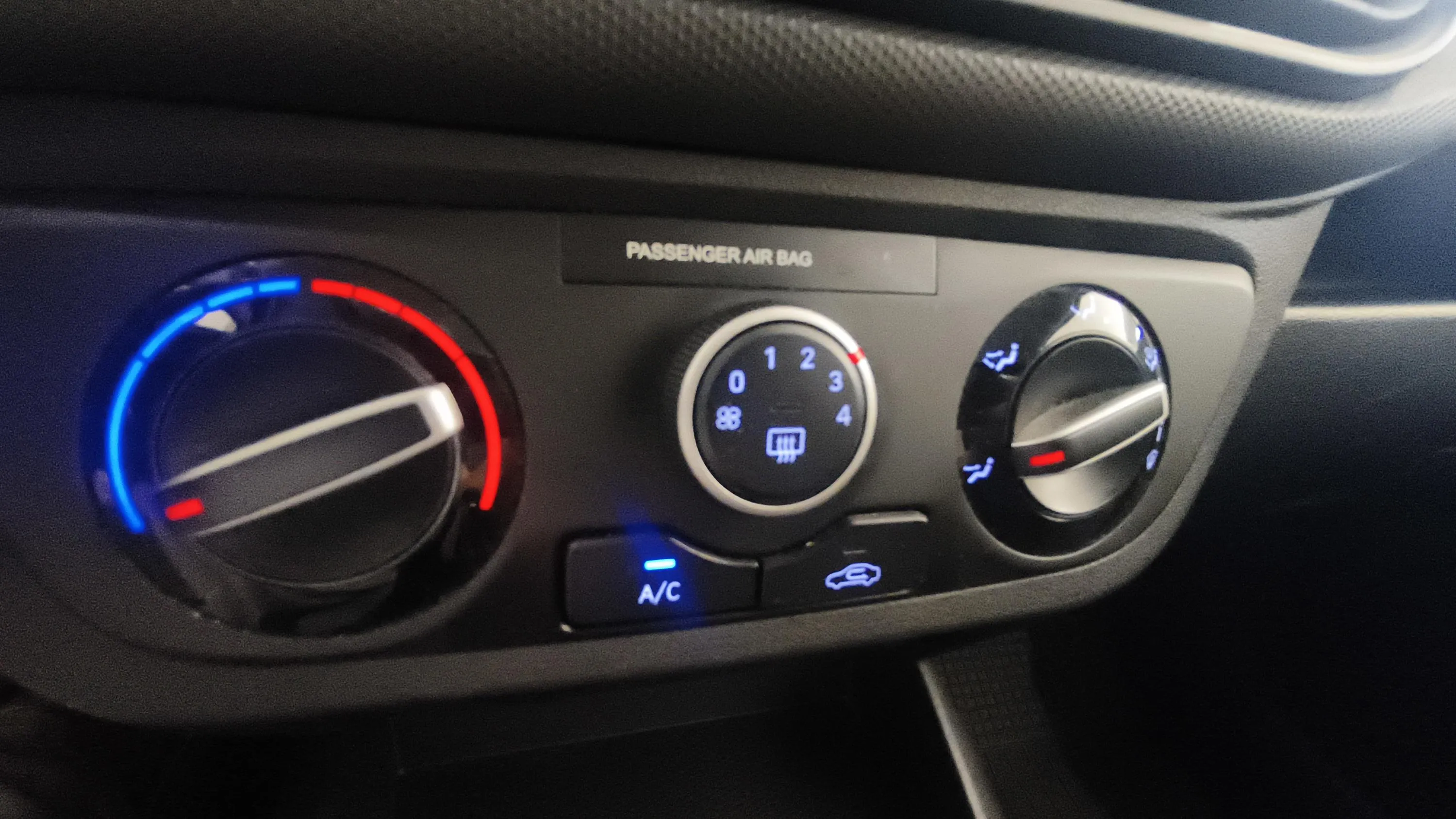 Hyundai i10 1.0 Klass - foto 21