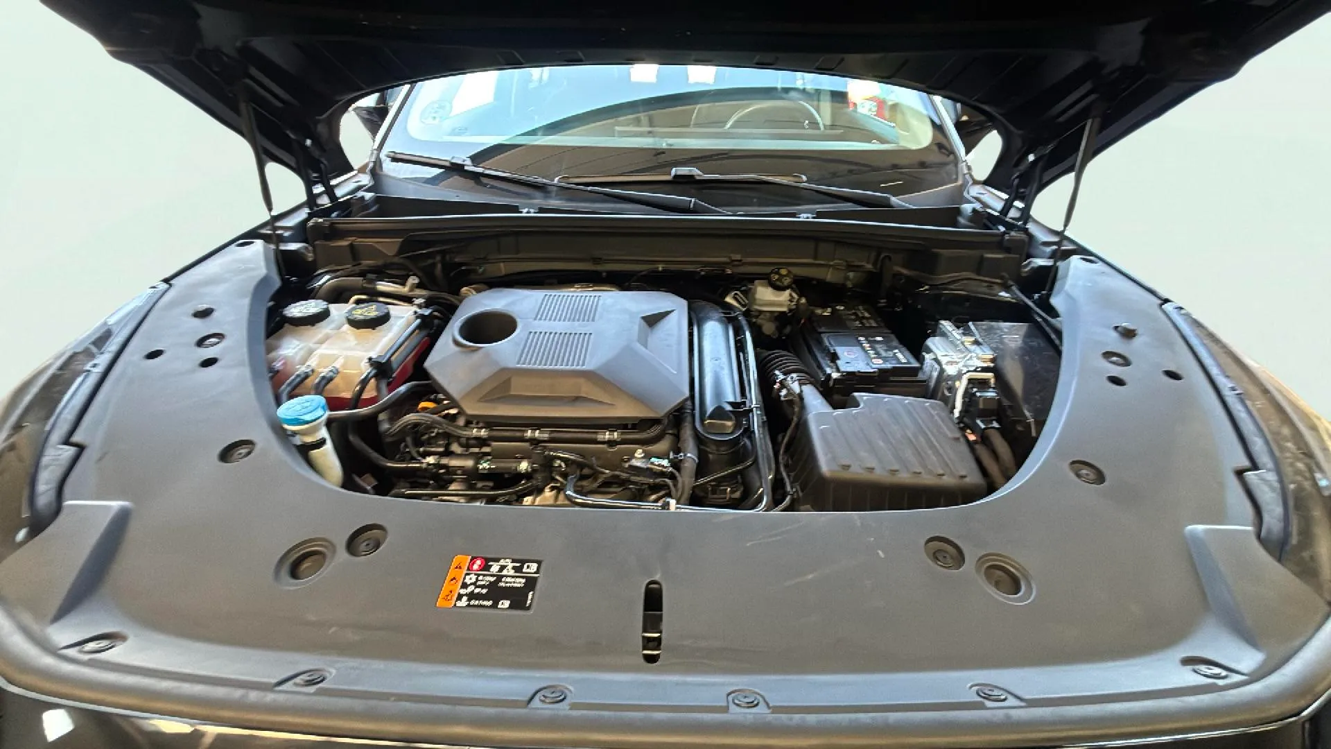 MG HS 1.5T Luxury DCT - foto 23