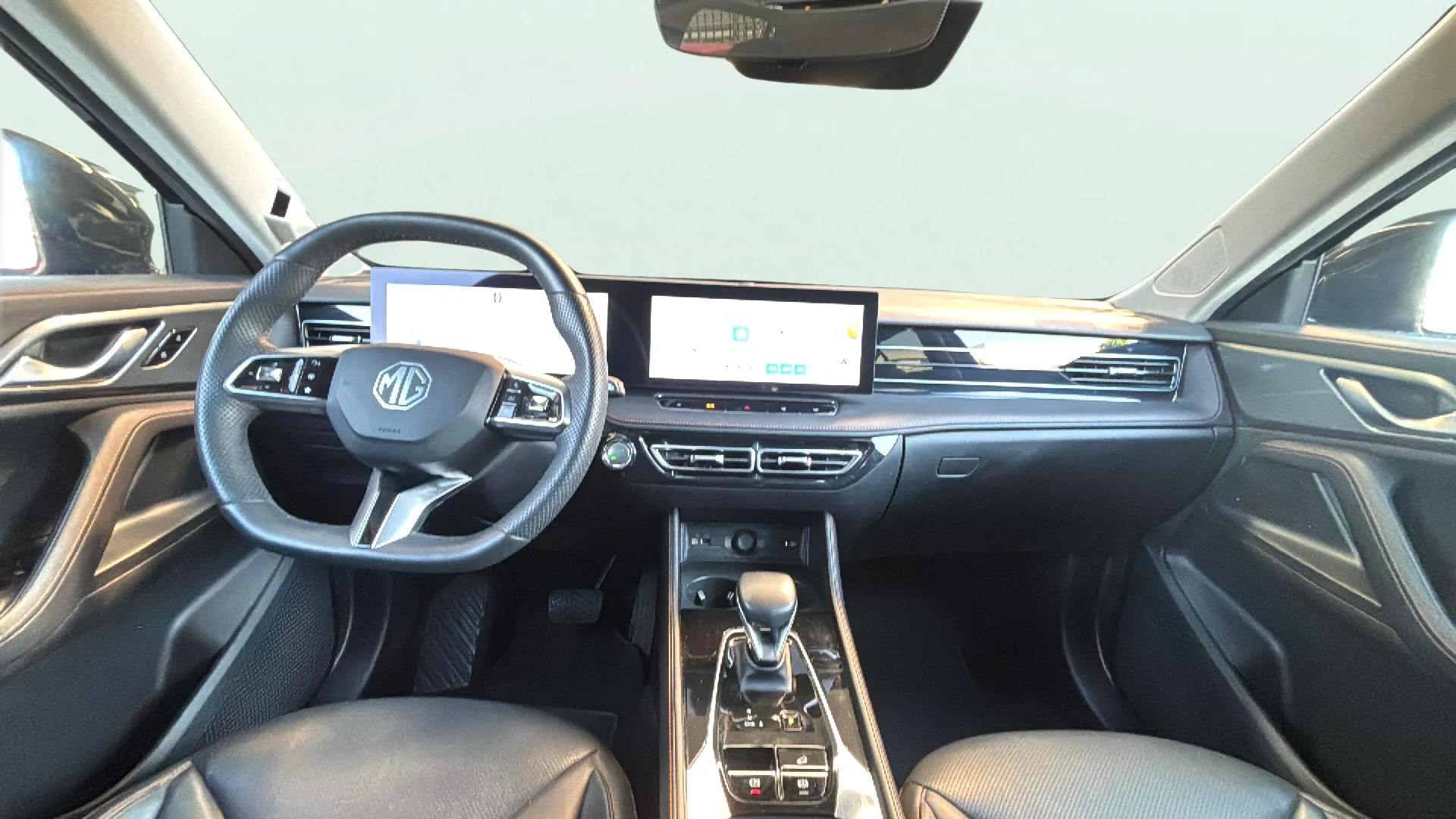 MG HS 1.5T Luxury DCT - foto 11