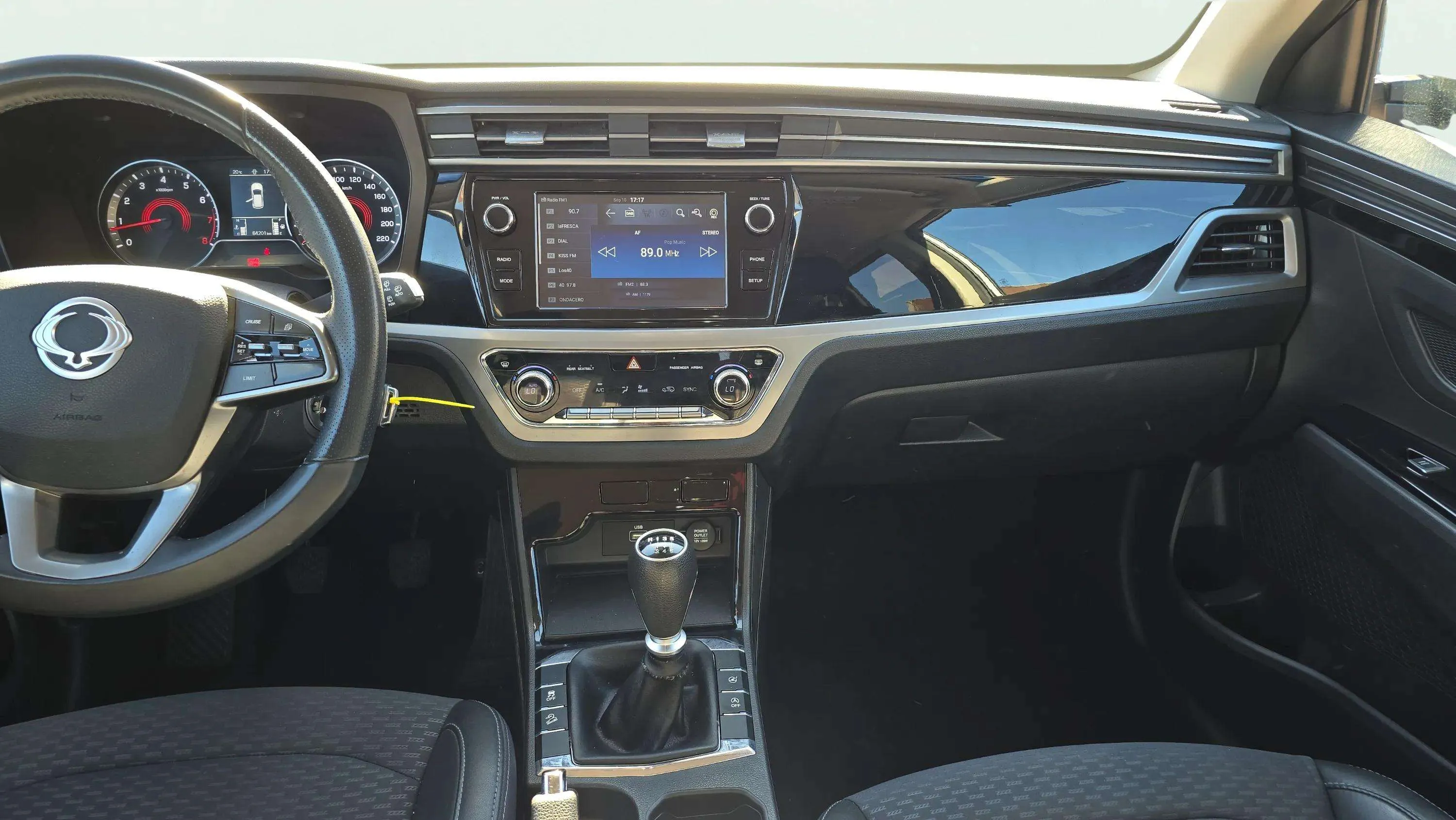SsangYong Korando G15T LP Urban Plus - foto 13
