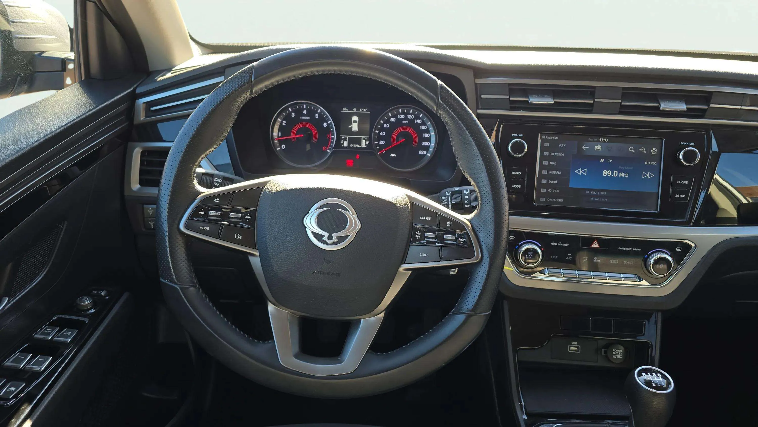 SsangYong Korando G15T LP Urban Plus - foto 12