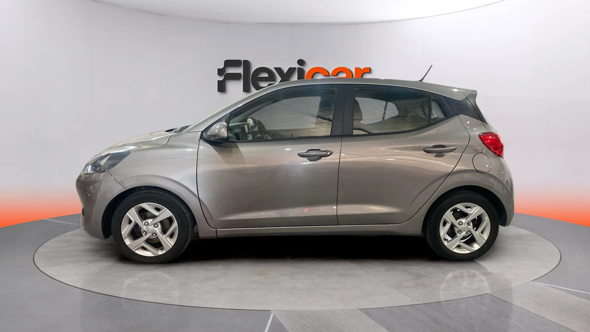 Hyundai i10 1.0 Klass - foto 3