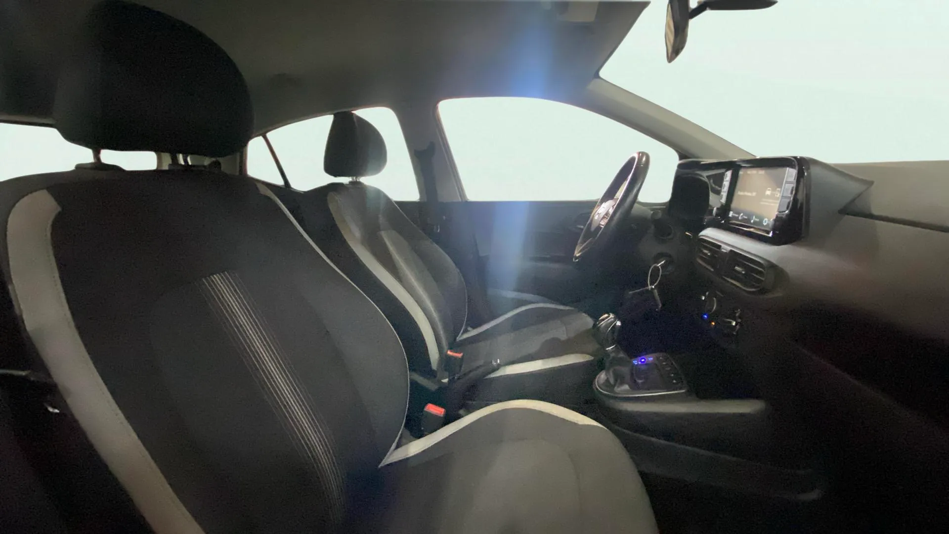 Hyundai i10 1.0 Klass - foto 19