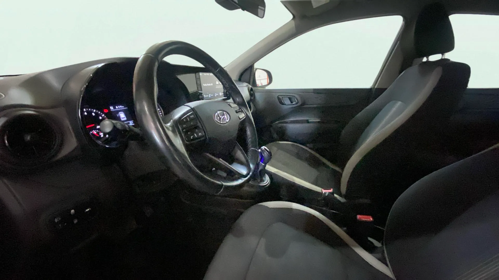 Hyundai i10 1.0 Klass - foto 14