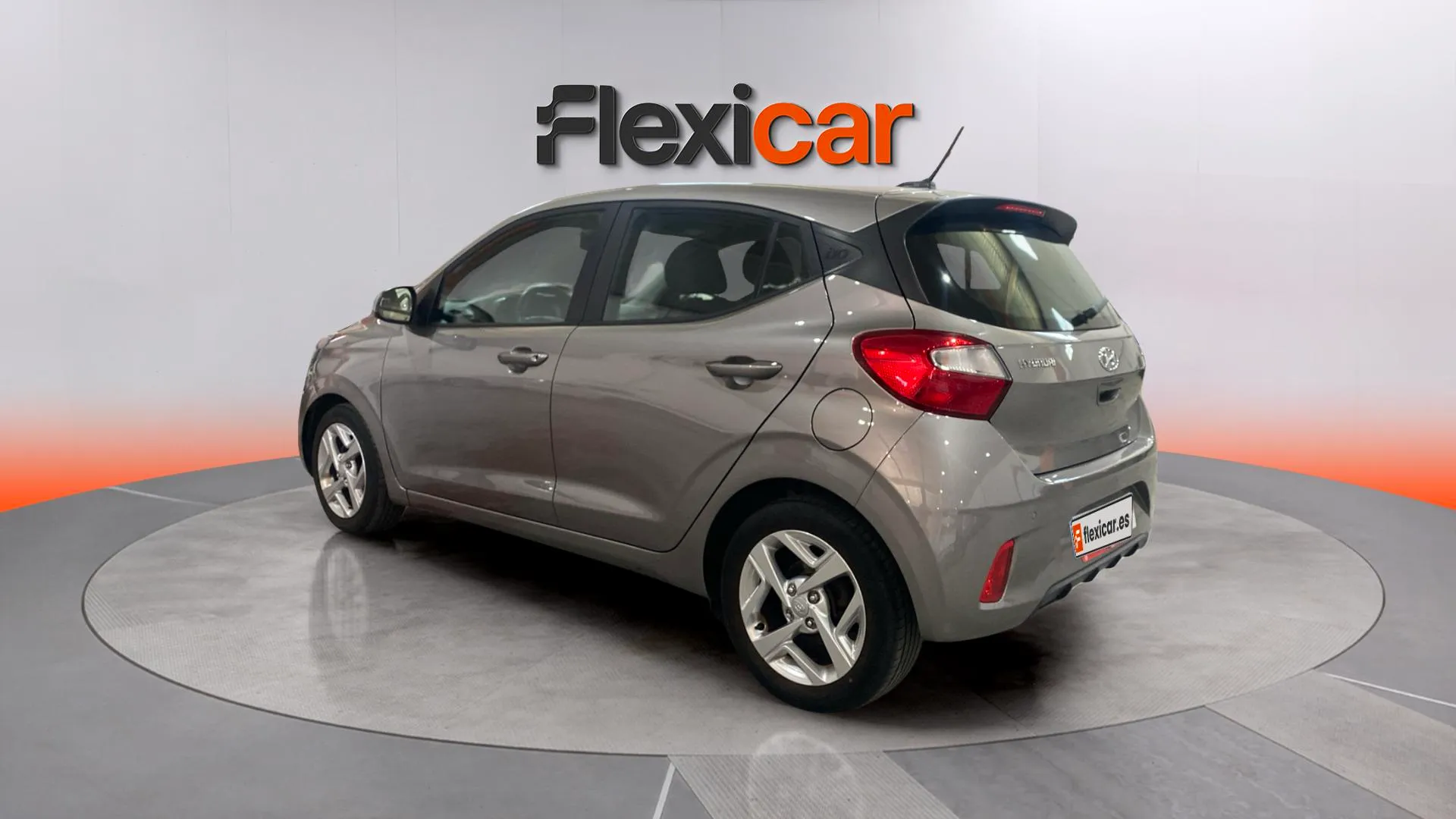 Hyundai i10 1.0 Klass - foto 4