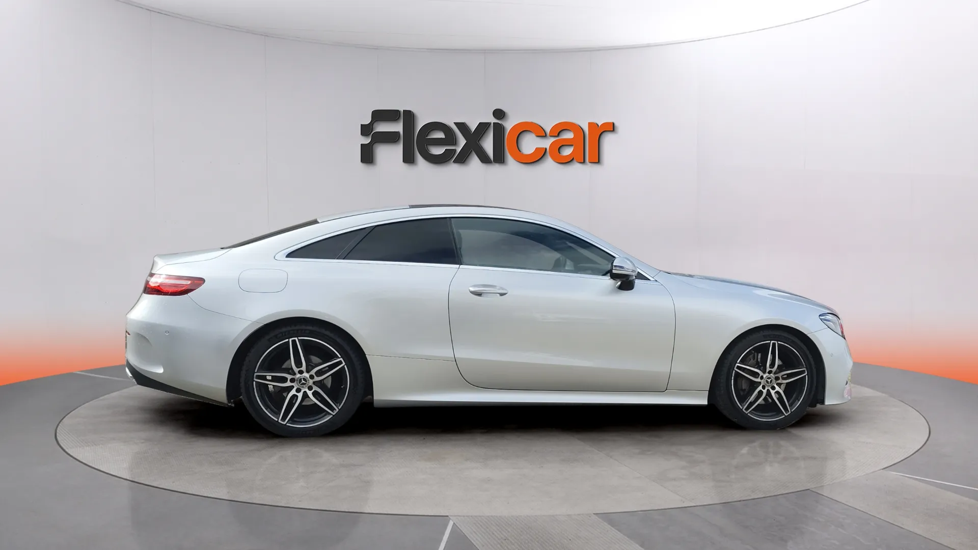 Mercedes-Benz Clase E Coupé E 220 d 4MATIC - foto 5
