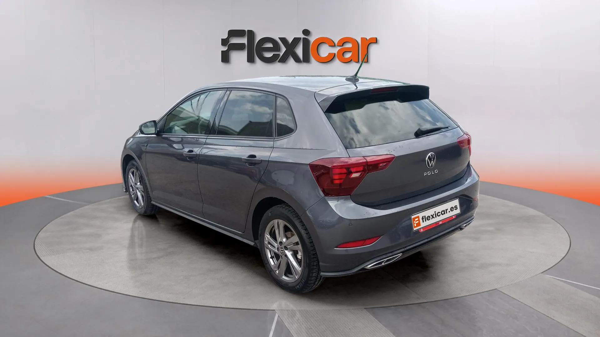 Volkswagen Polo R-Line 1.0 TSI DSG - foto 8