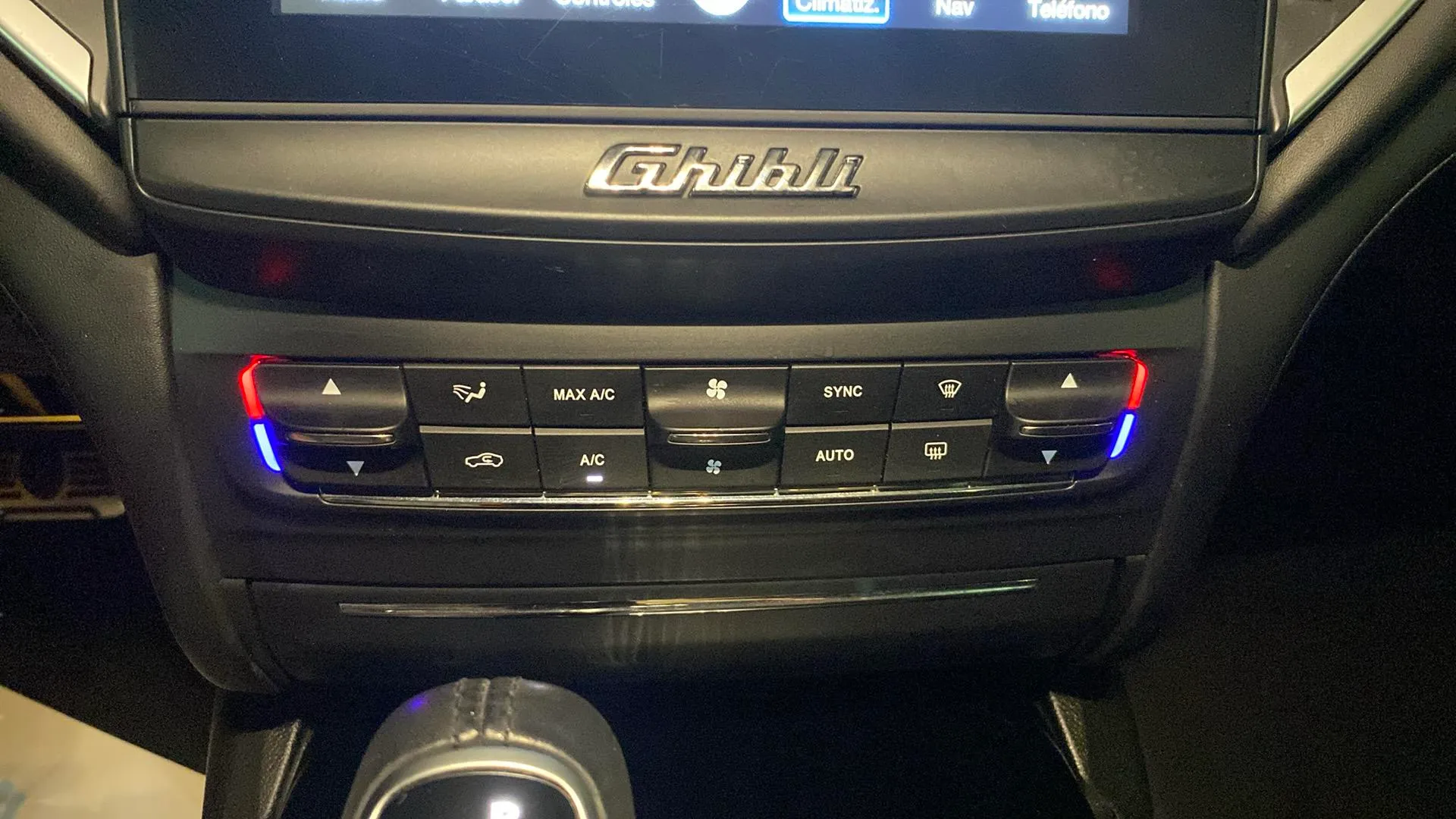 Maserati Ghibli S Q4 3.0 V6 BT AWD - foto 24