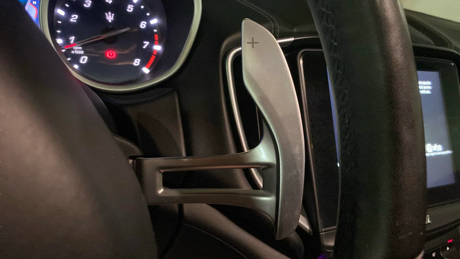 Maserati Ghibli S Q4 3.0 V6 BT AWD - foto 17