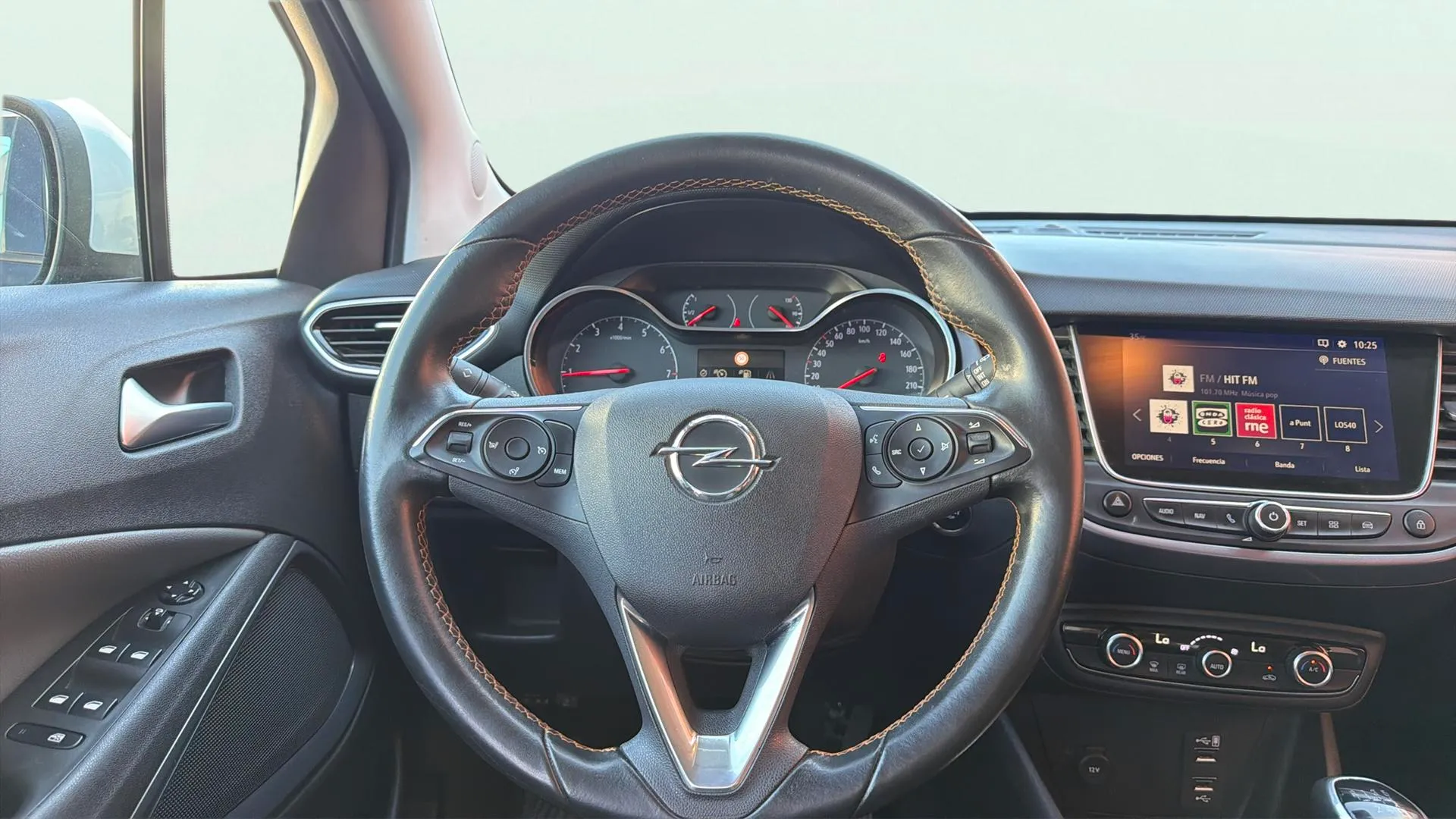 Opel Crossland 1.2T Excellence - foto 8