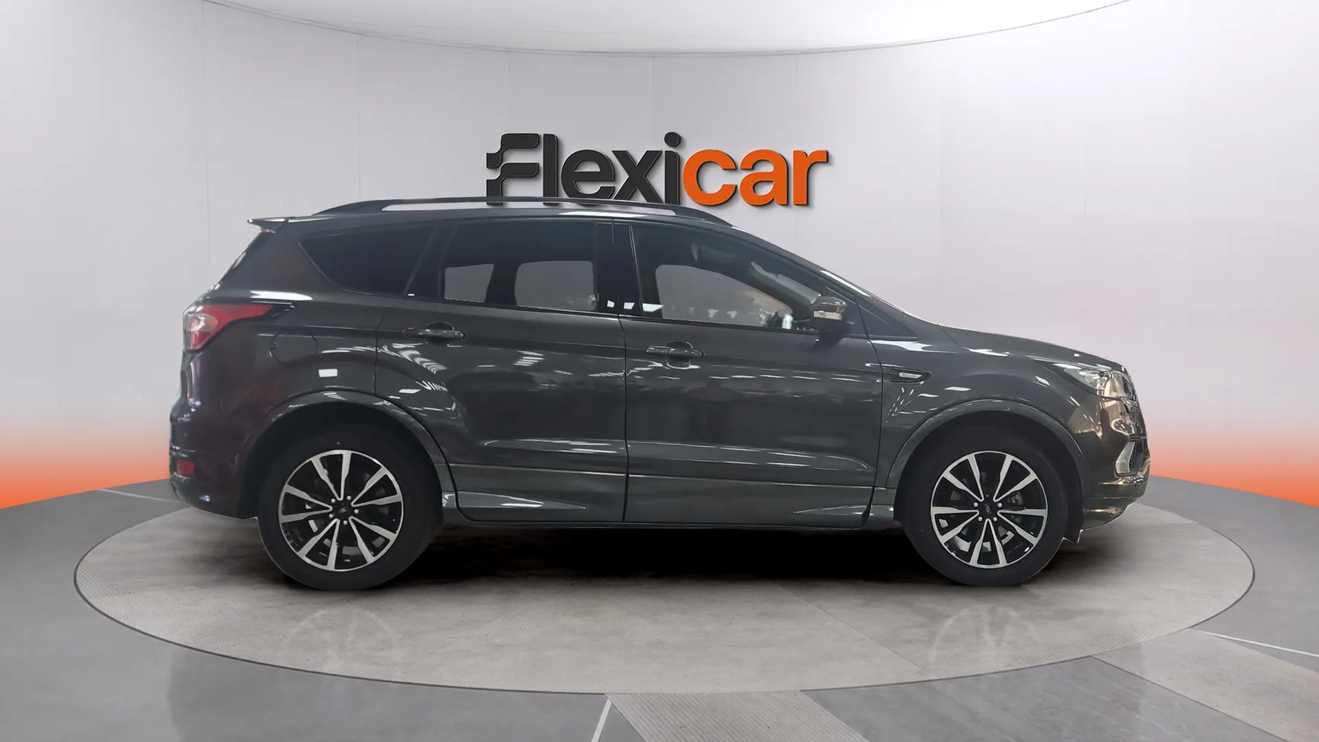 Ford Kuga 1.5 EcoBoost 4x2 ST-Line - foto 8