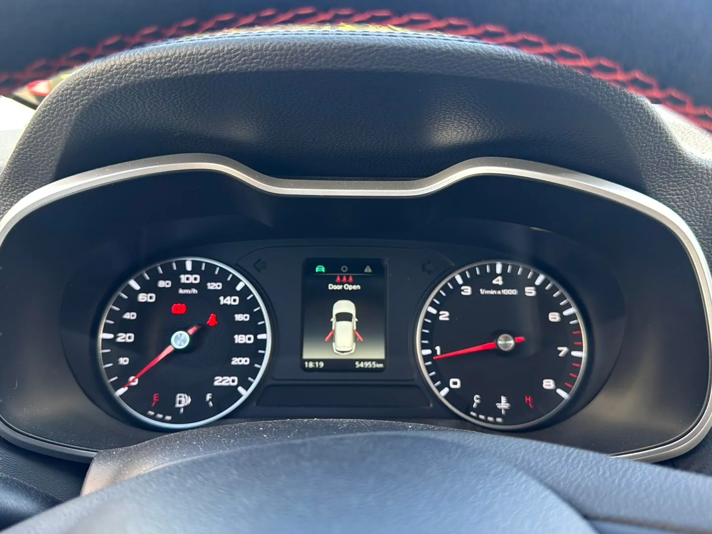 MG ZS 1.5 - foto 12