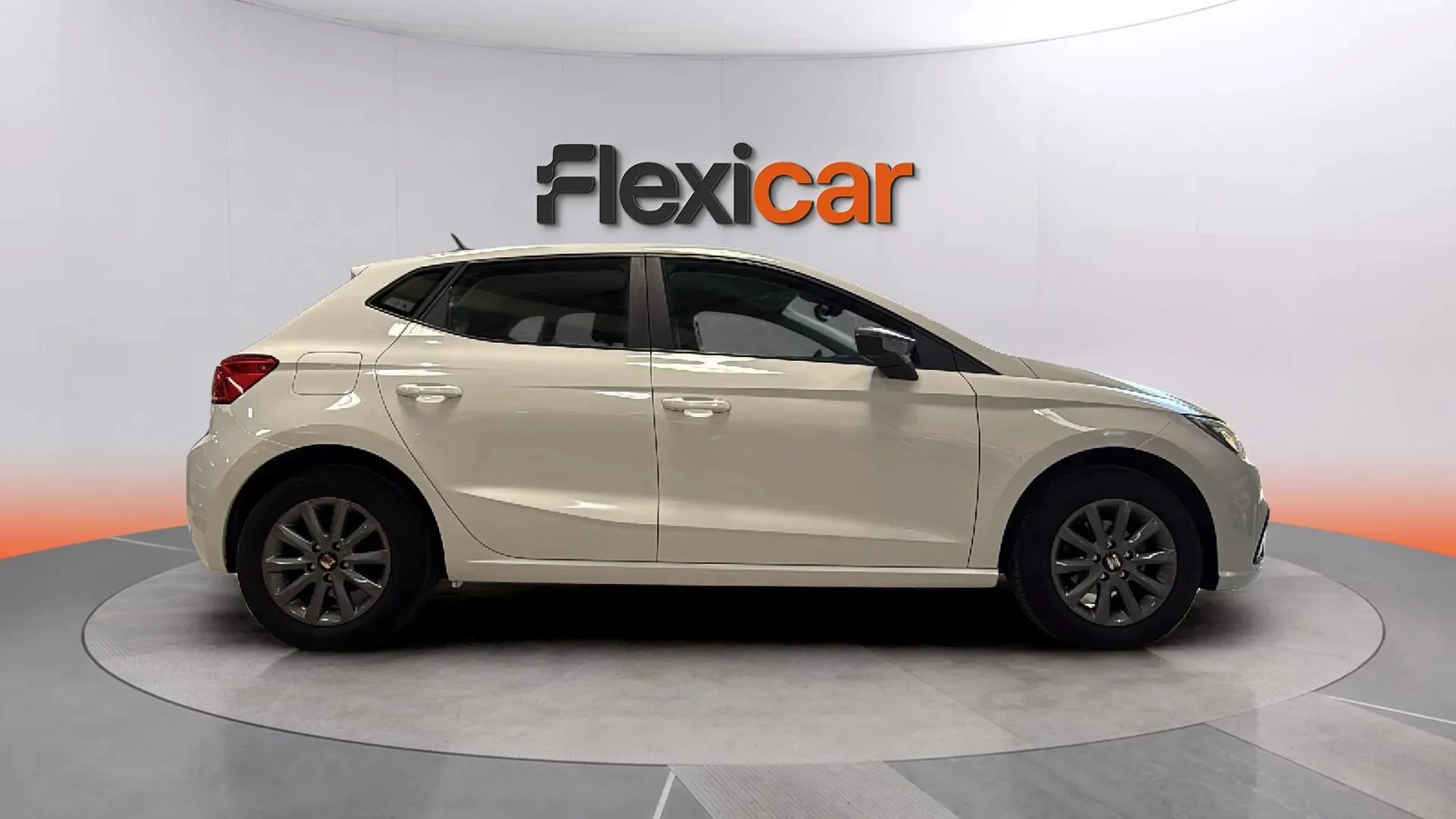 SEAT Ibiza 1.0 MPI Reference - foto 4