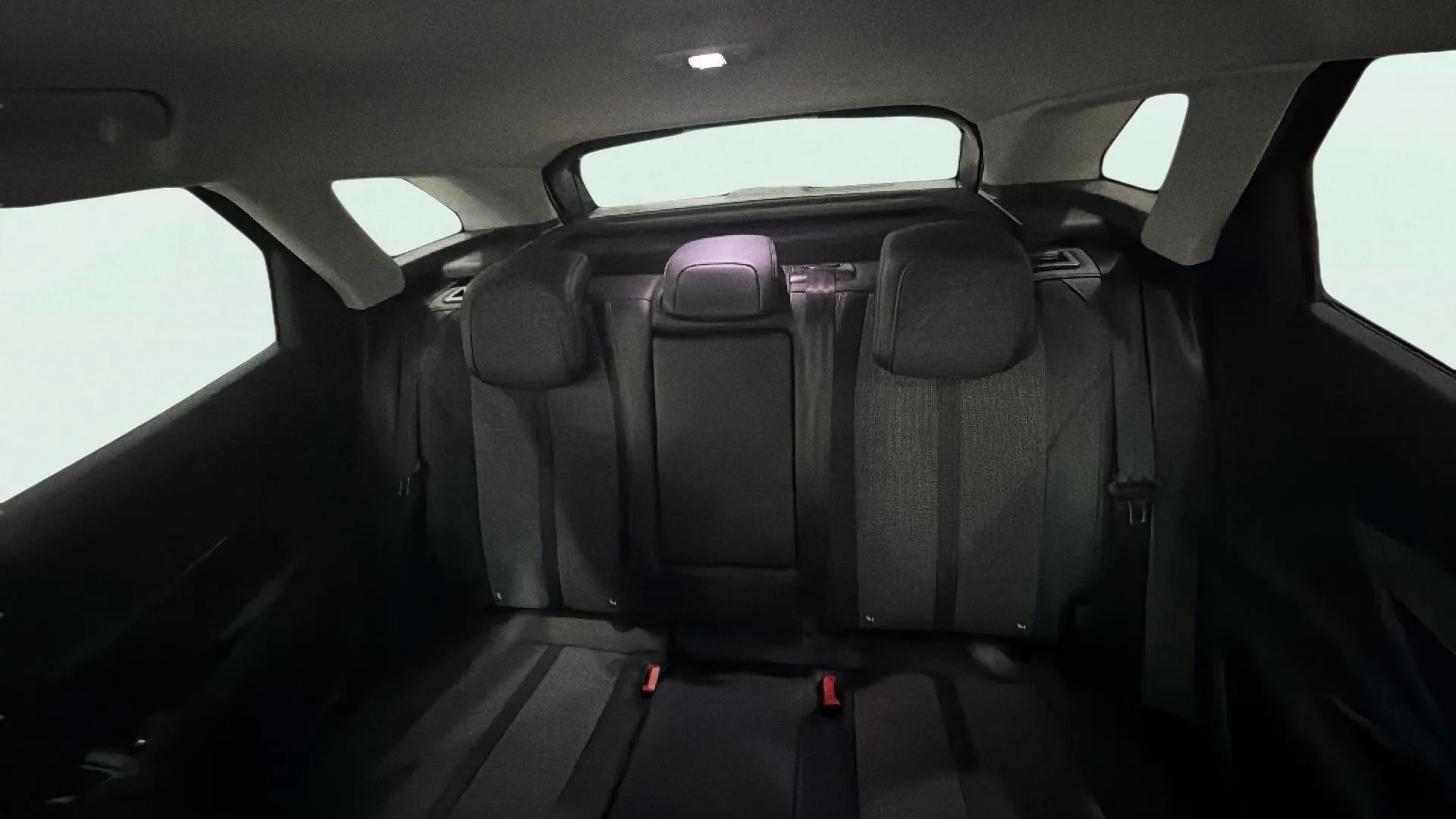 Peugeot 3008 1.2 PureTech Allure - foto 12