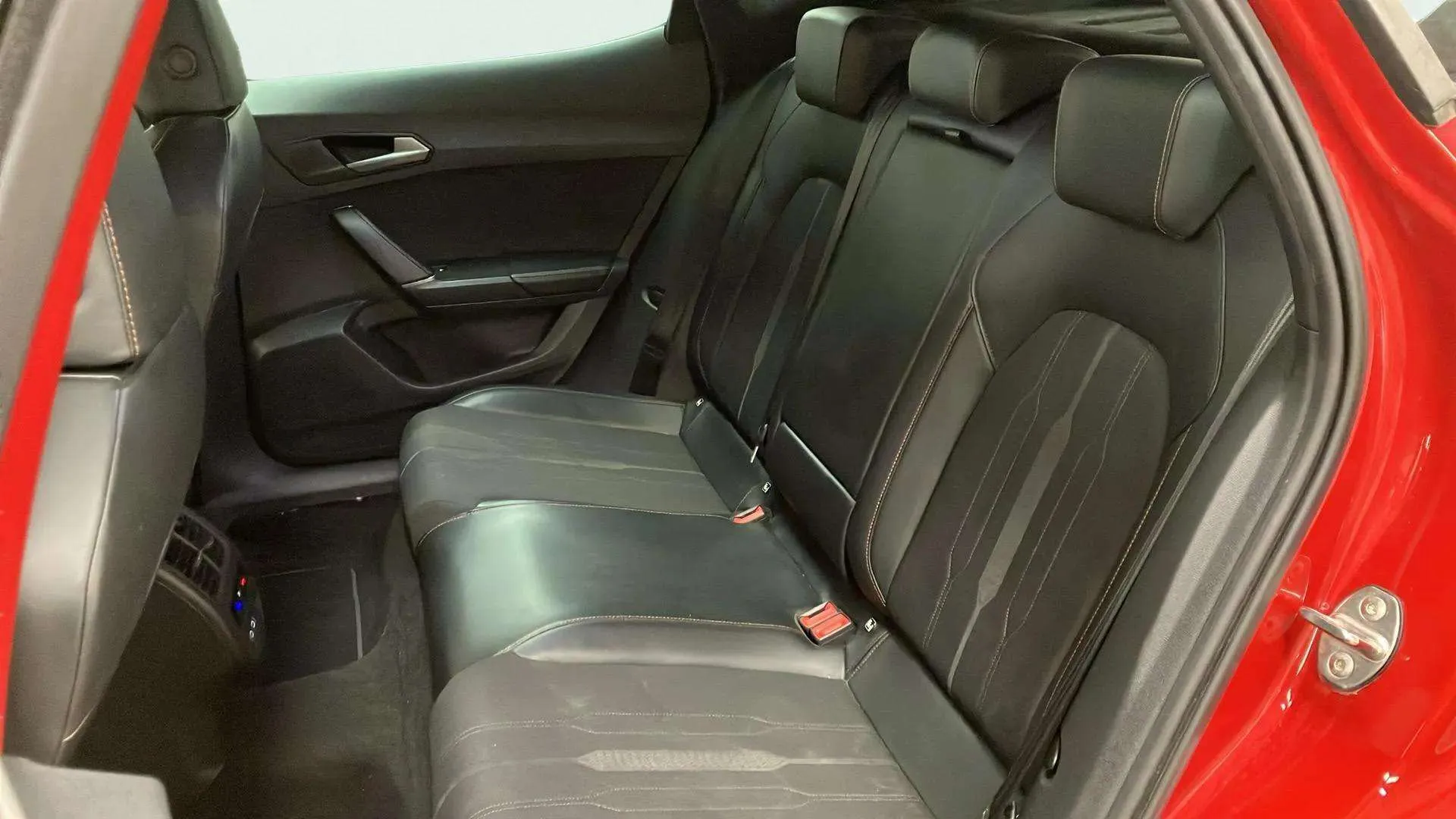 Cupra Formentor 1.5 TSI DSG - foto 13