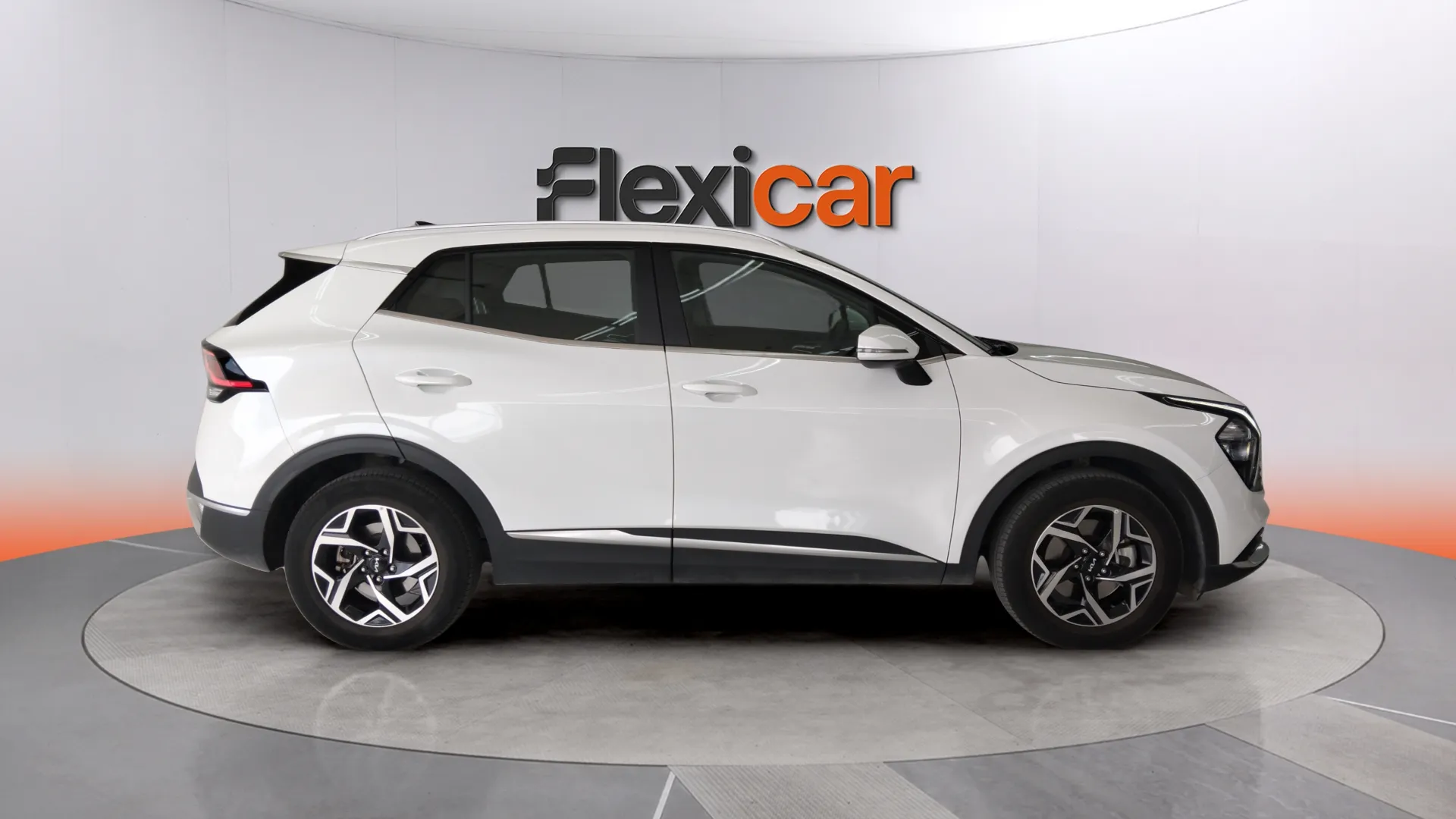 Kia Sportage 1.6 T-GDi Concept 4x2 - foto 3