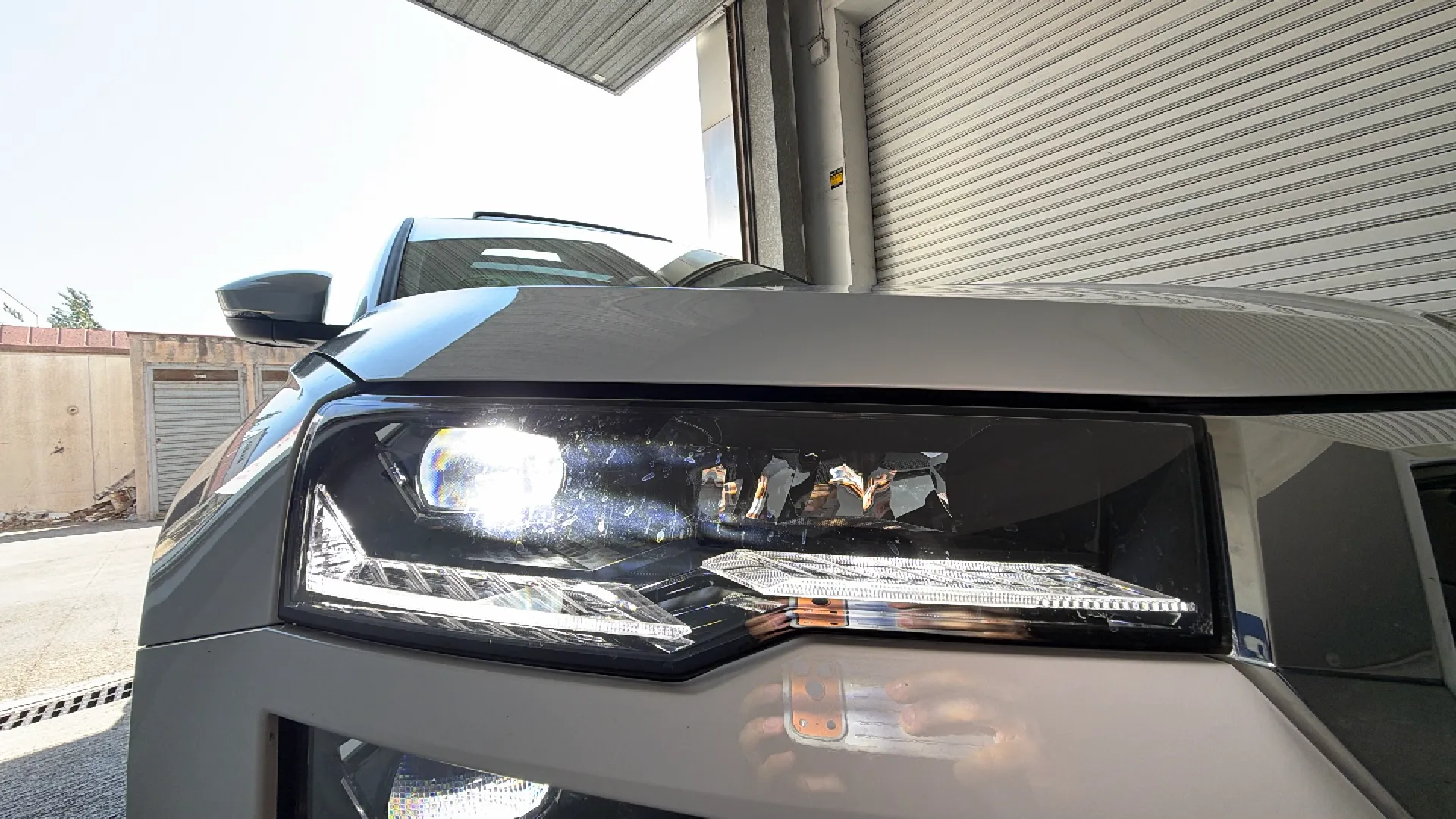 Škoda Karoq 1.5 TSI DSG ACT Ambition - foto 36