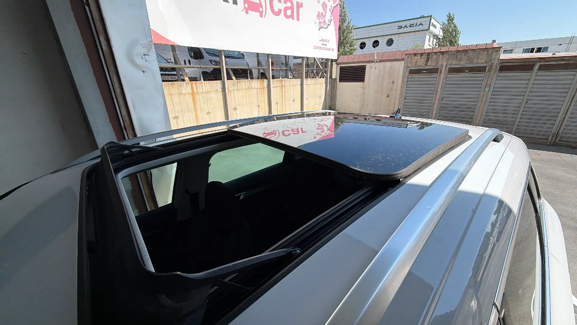 Škoda Karoq 1.5 TSI DSG ACT Ambition - foto 32