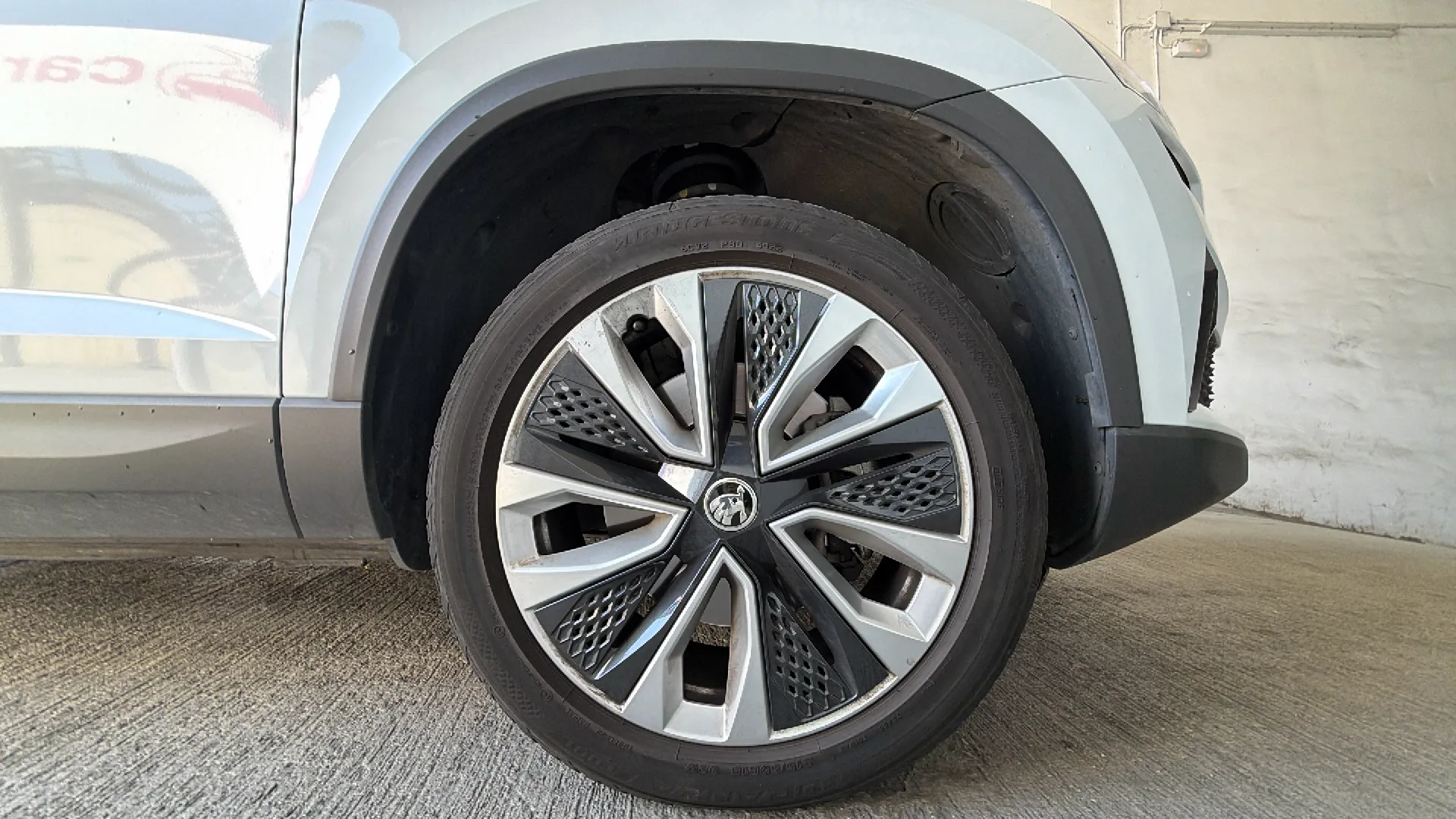 Škoda Karoq 1.5 TSI DSG ACT Ambition - foto 33