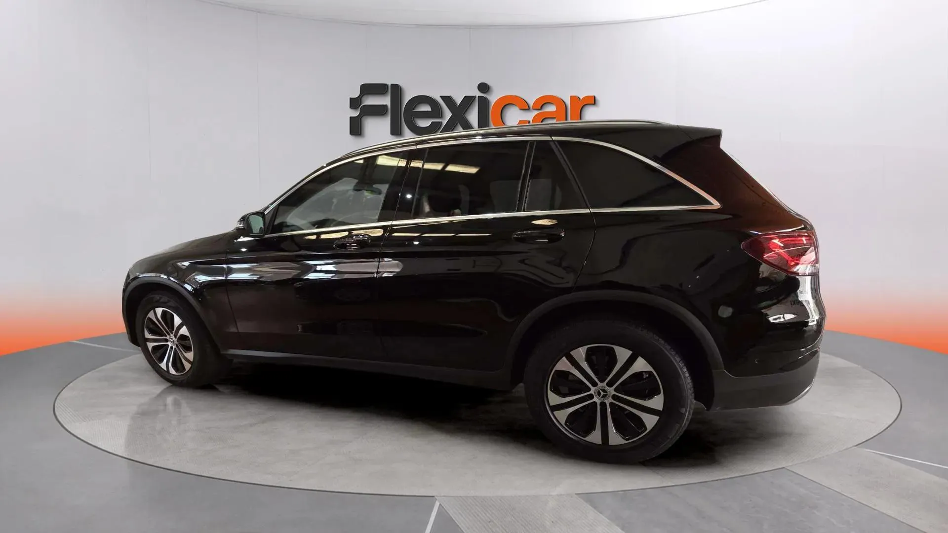 Mercedes-Benz GLC 200 d 4MATIC - foto 7