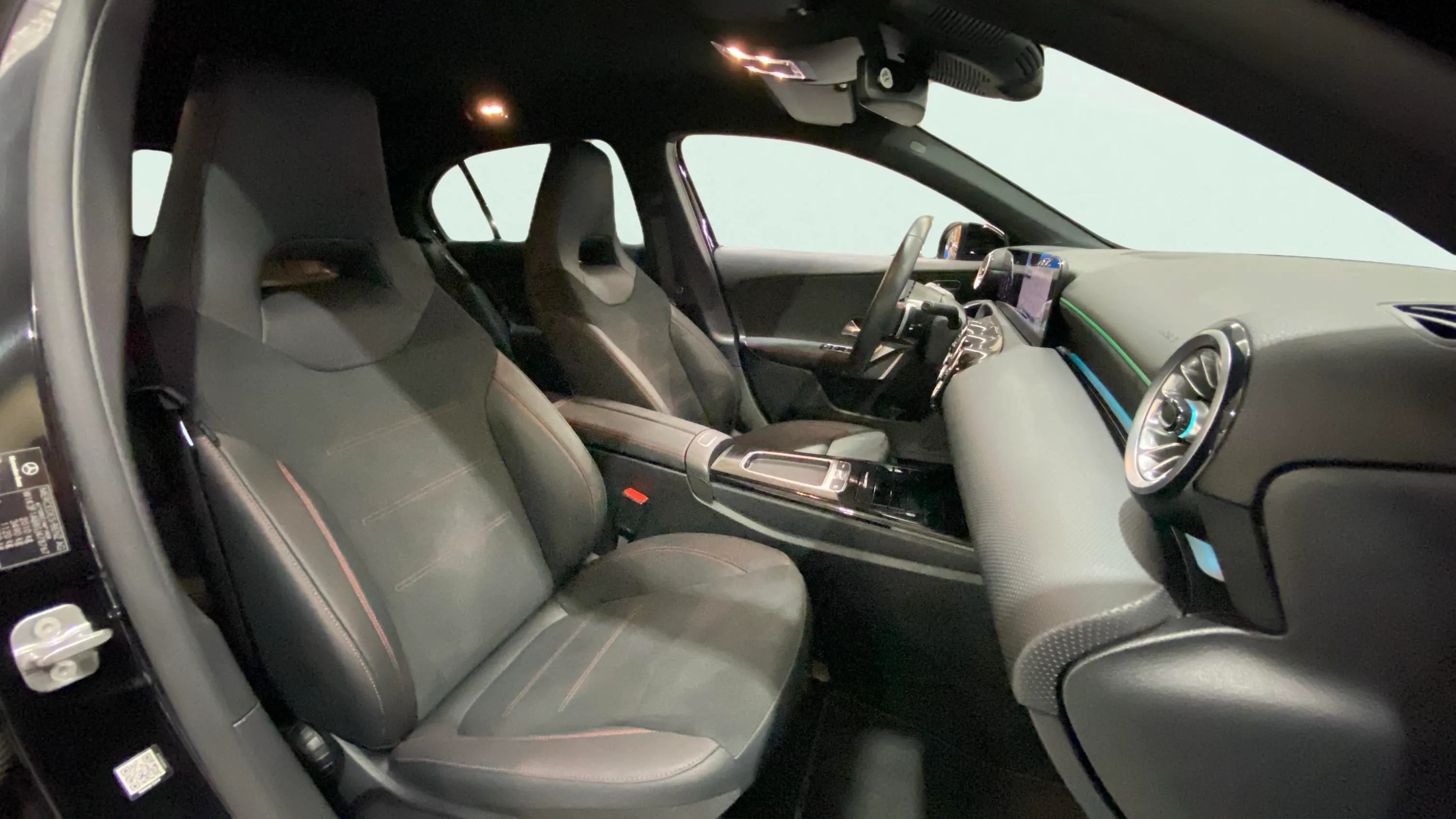 Mercedes-Benz Clase A A 180 d - foto 11